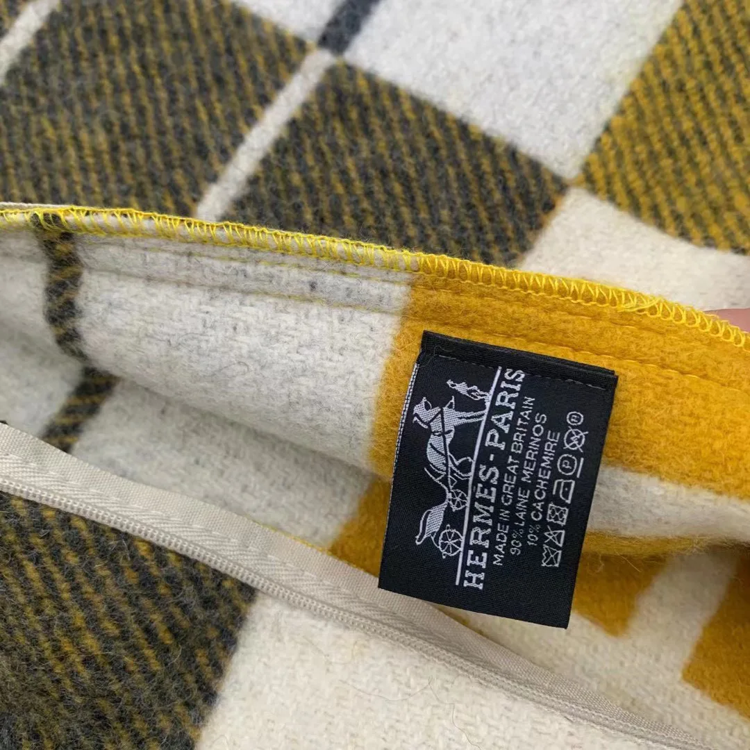 Textiles HERMES 18222641