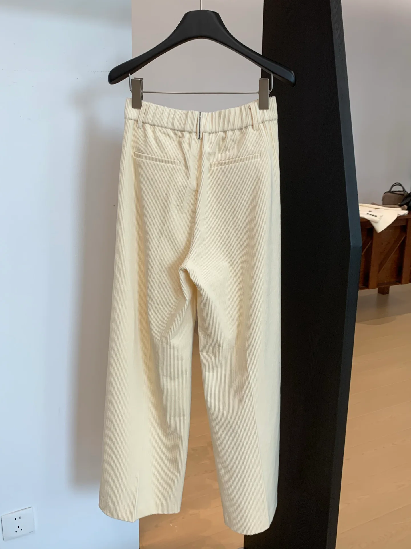 Women's Trousers BRUNELLO CUCINELLI 18086883