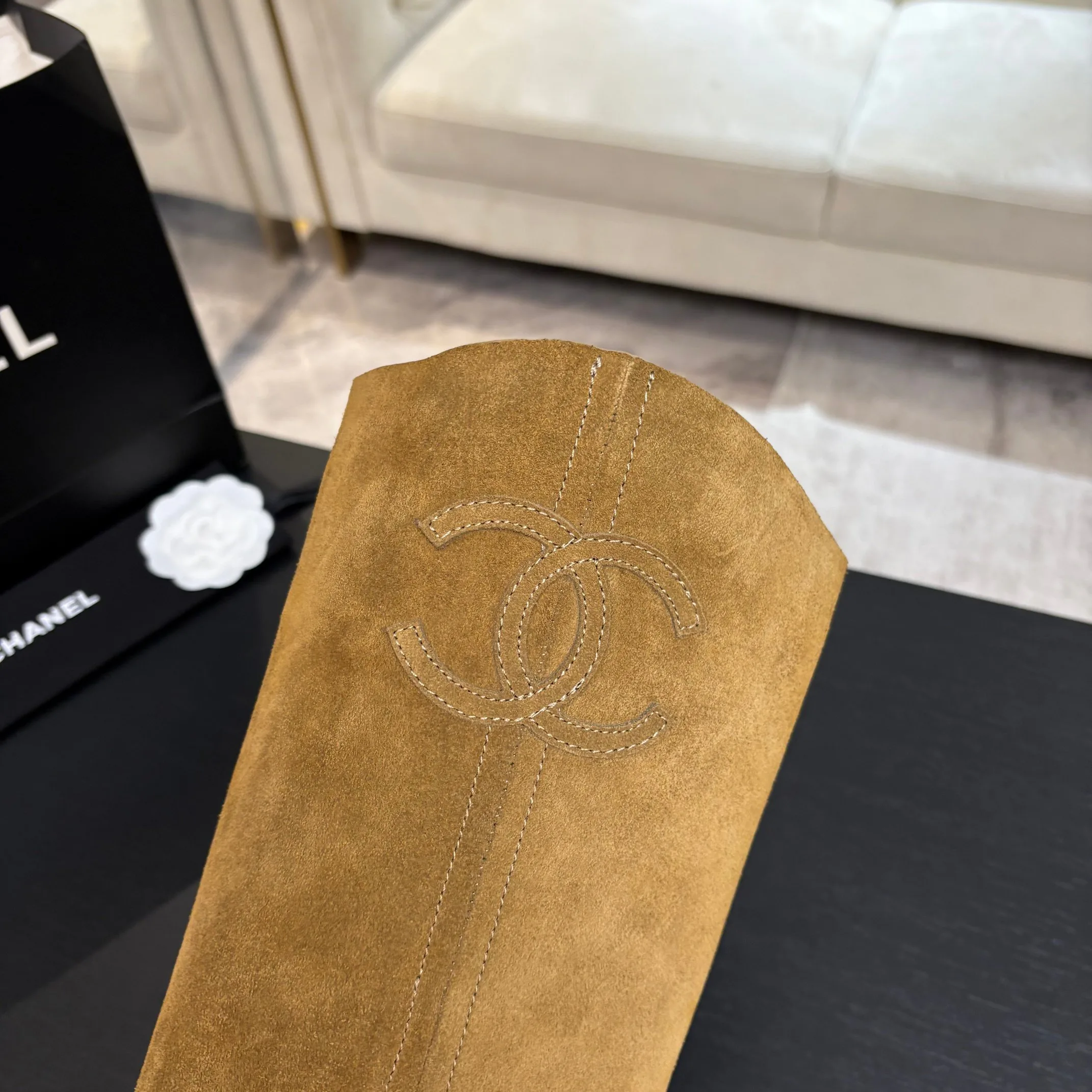 Women's Boots CHANEL 18062787