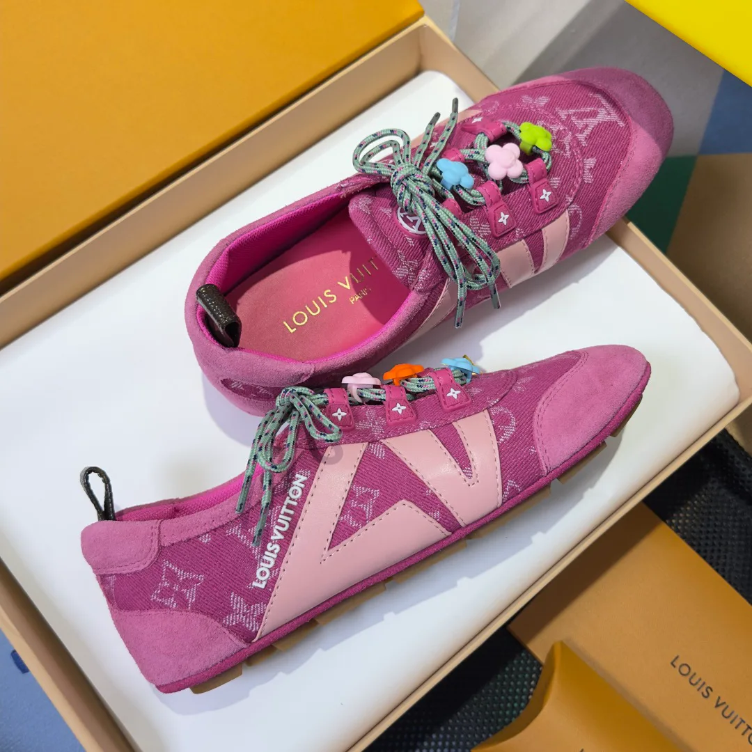 Women's Sneakers LOUIS VUITTON 17780707