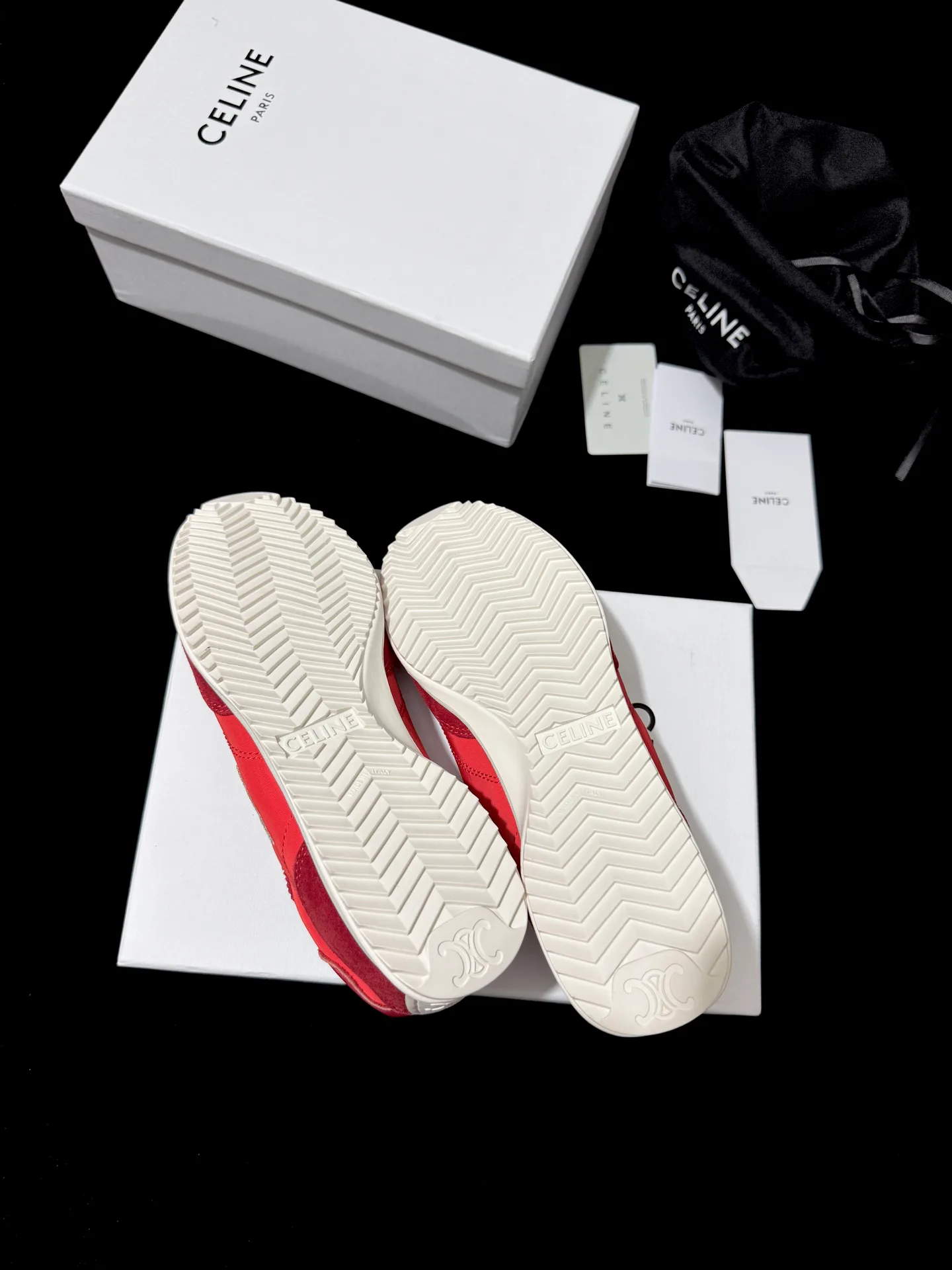 Women's Sneakers CELINE 18110389