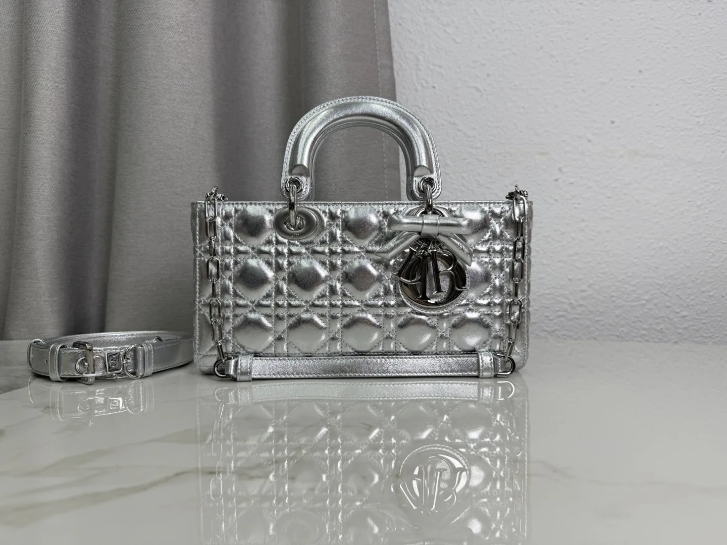 Women's Classic Handbags CHRISTIAN DIOR 18116444