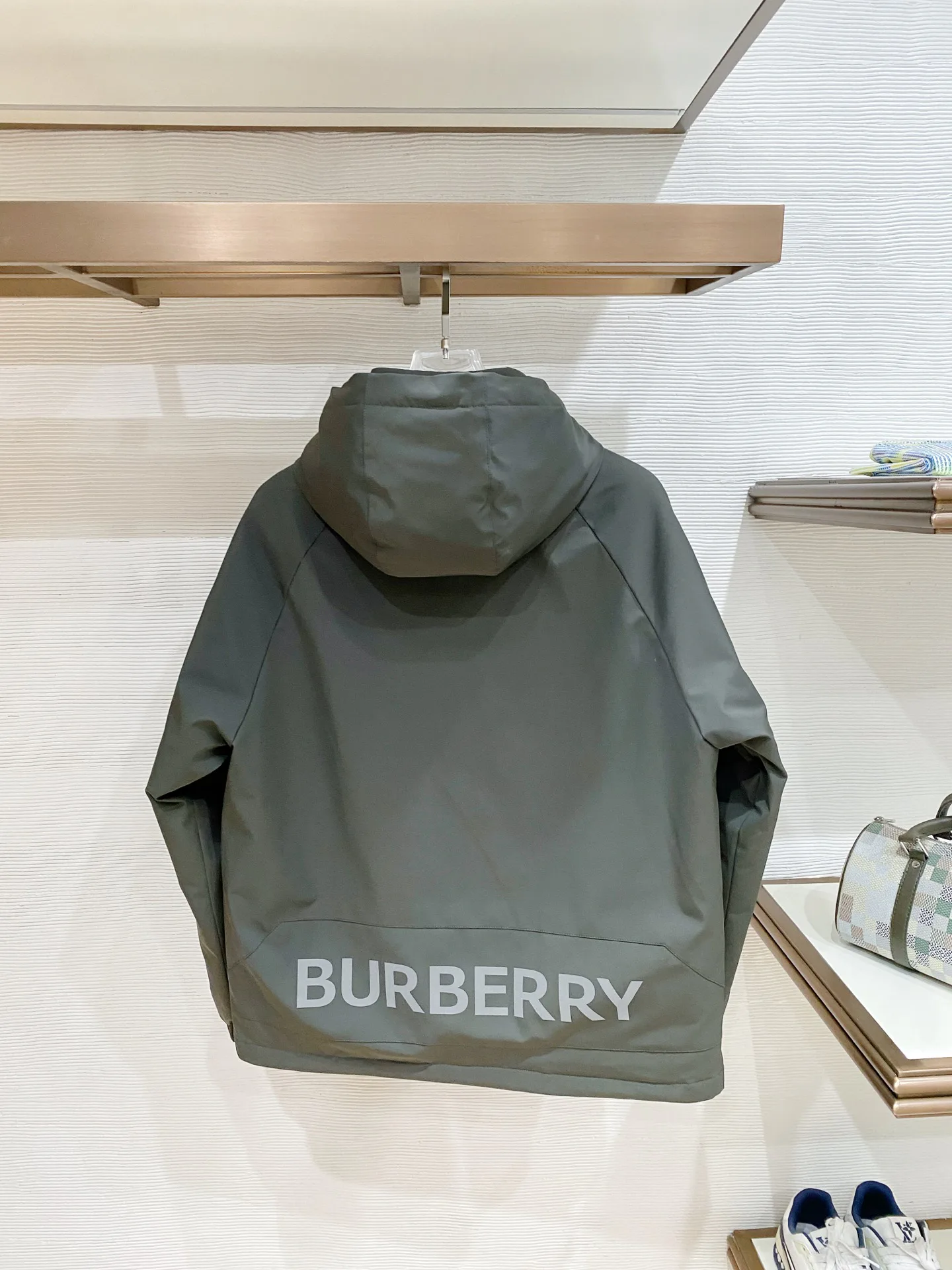 Men's Jackets And Down Jackets BURBERRY 17941269