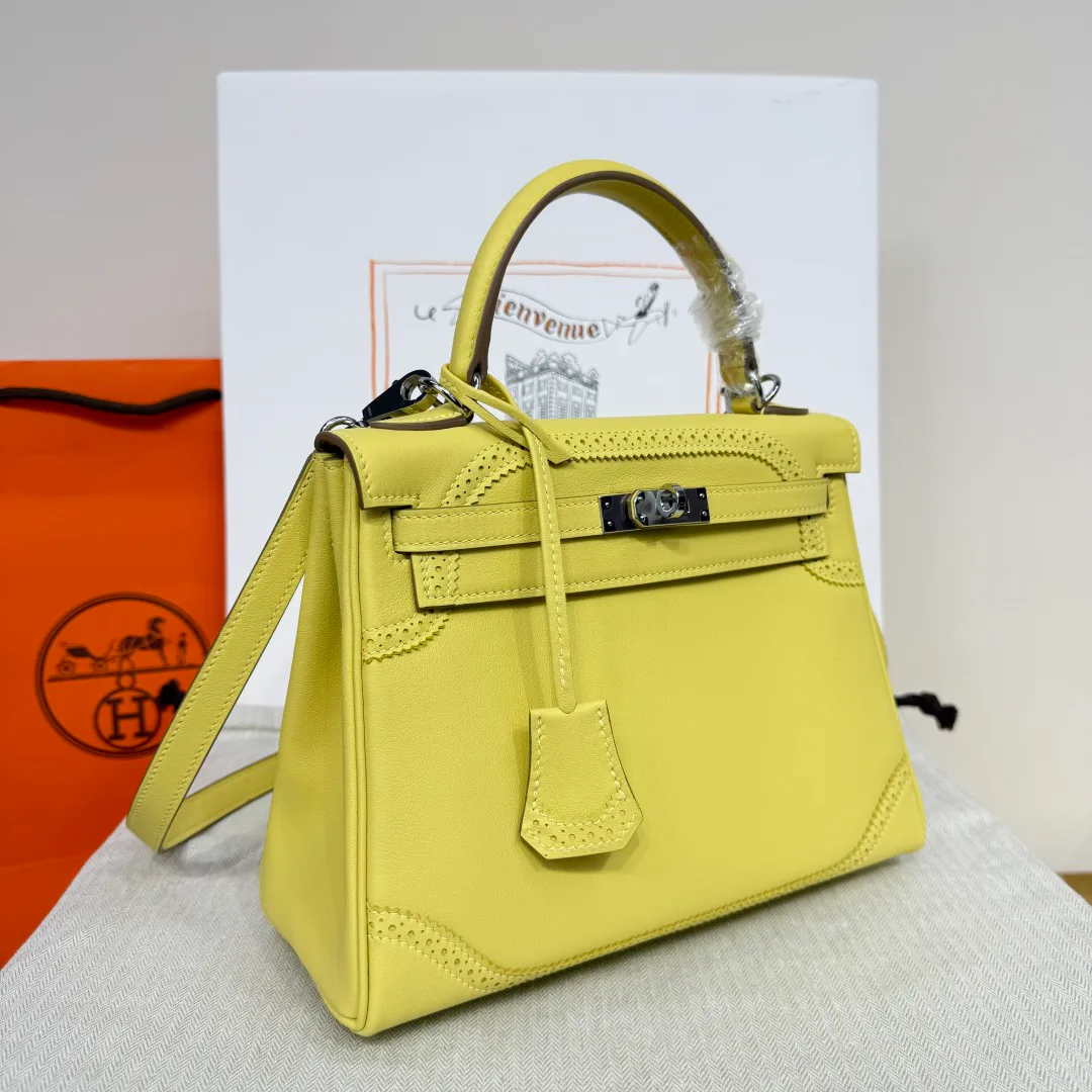 Women's Classic Handbags HERMES 18394552