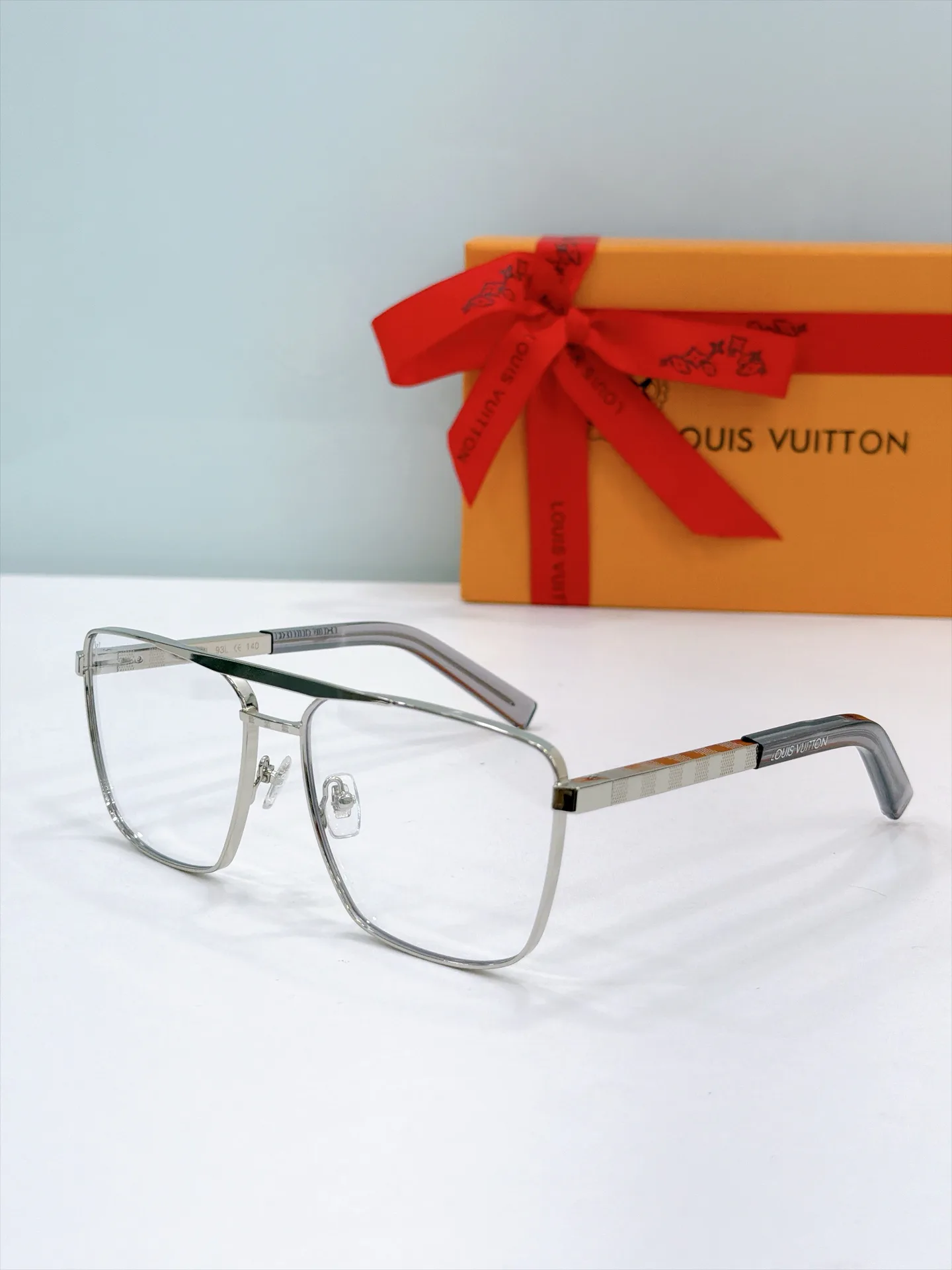 Glasses LOUIS VUITTON 17865298