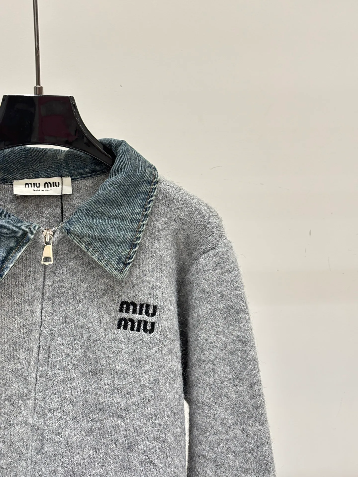 Women's Jumpers And Sweaters MIU MIU 18032384