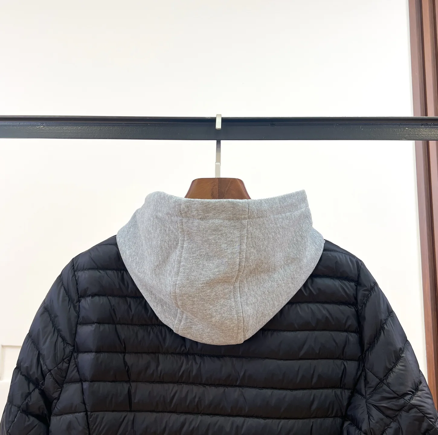 Women's Jackets And Down Jackets PRADA 18188783