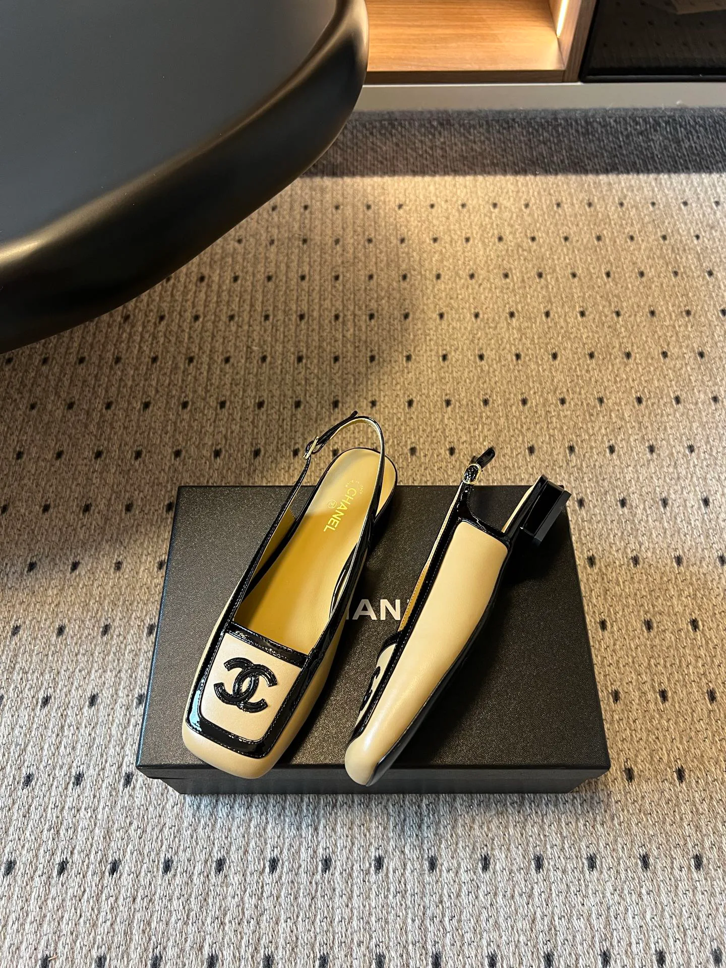 Women's Open-Toe Sandals CHANEL 17696225