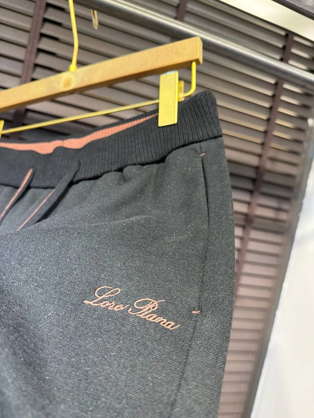 Men's Trousers LORO PIANA 17944040
