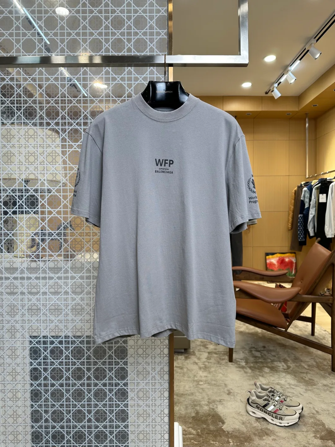 Men's T-Shirts BALENCIAGA 18260902