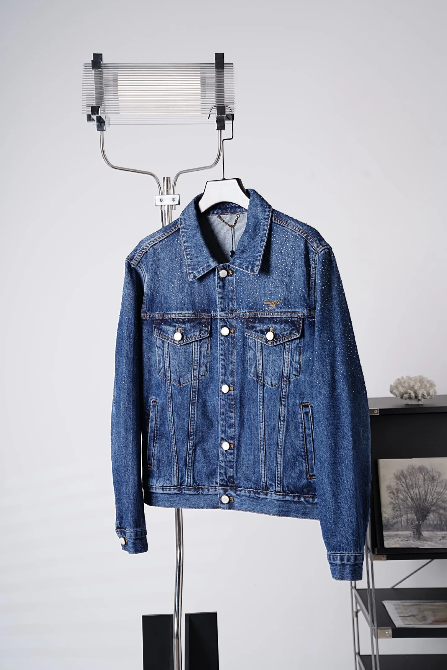 Men's Jackets And Down Jackets LOUIS VUITTON 18179072