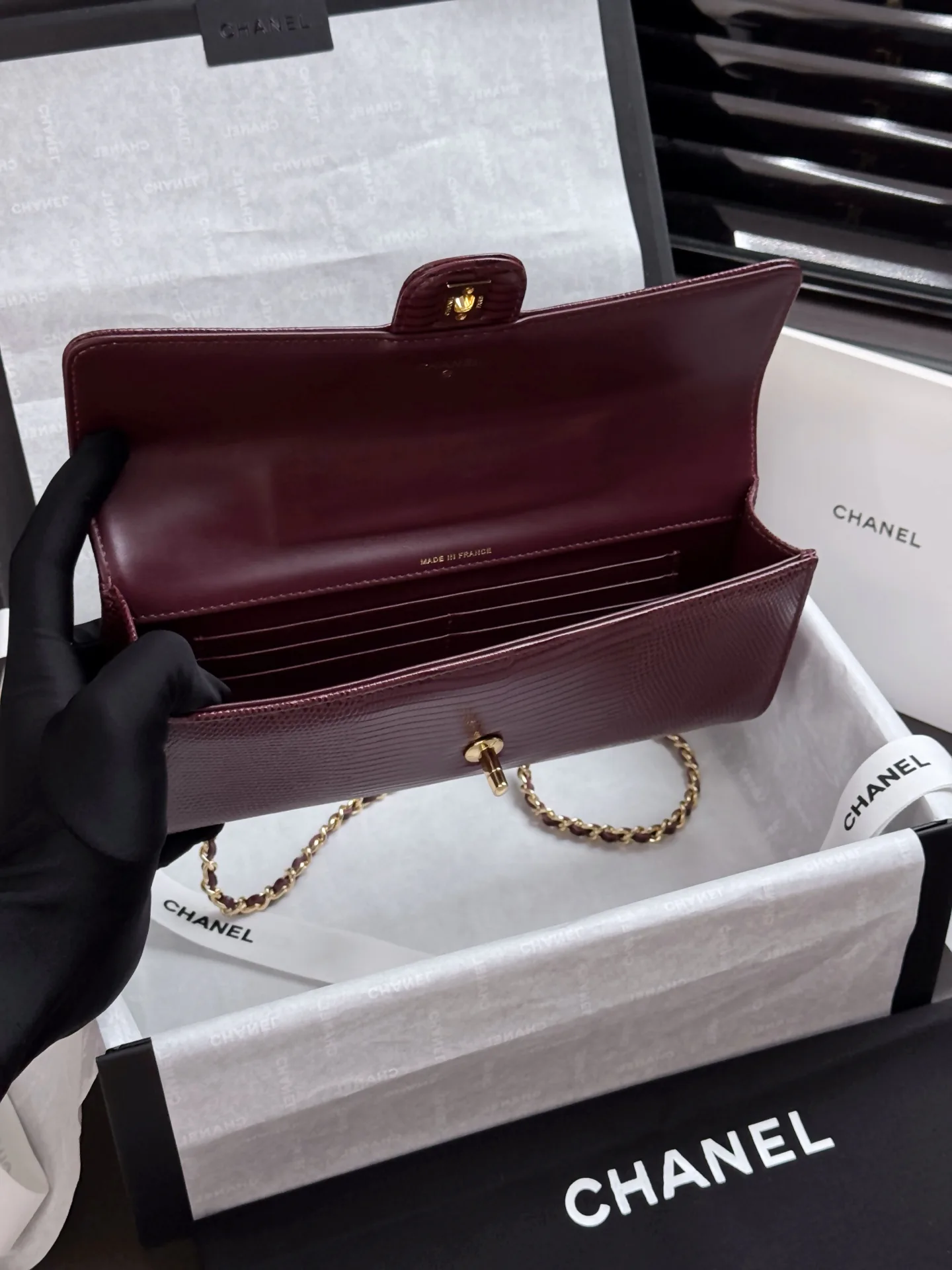 Women's Classic Handbags CHANEL 18065620