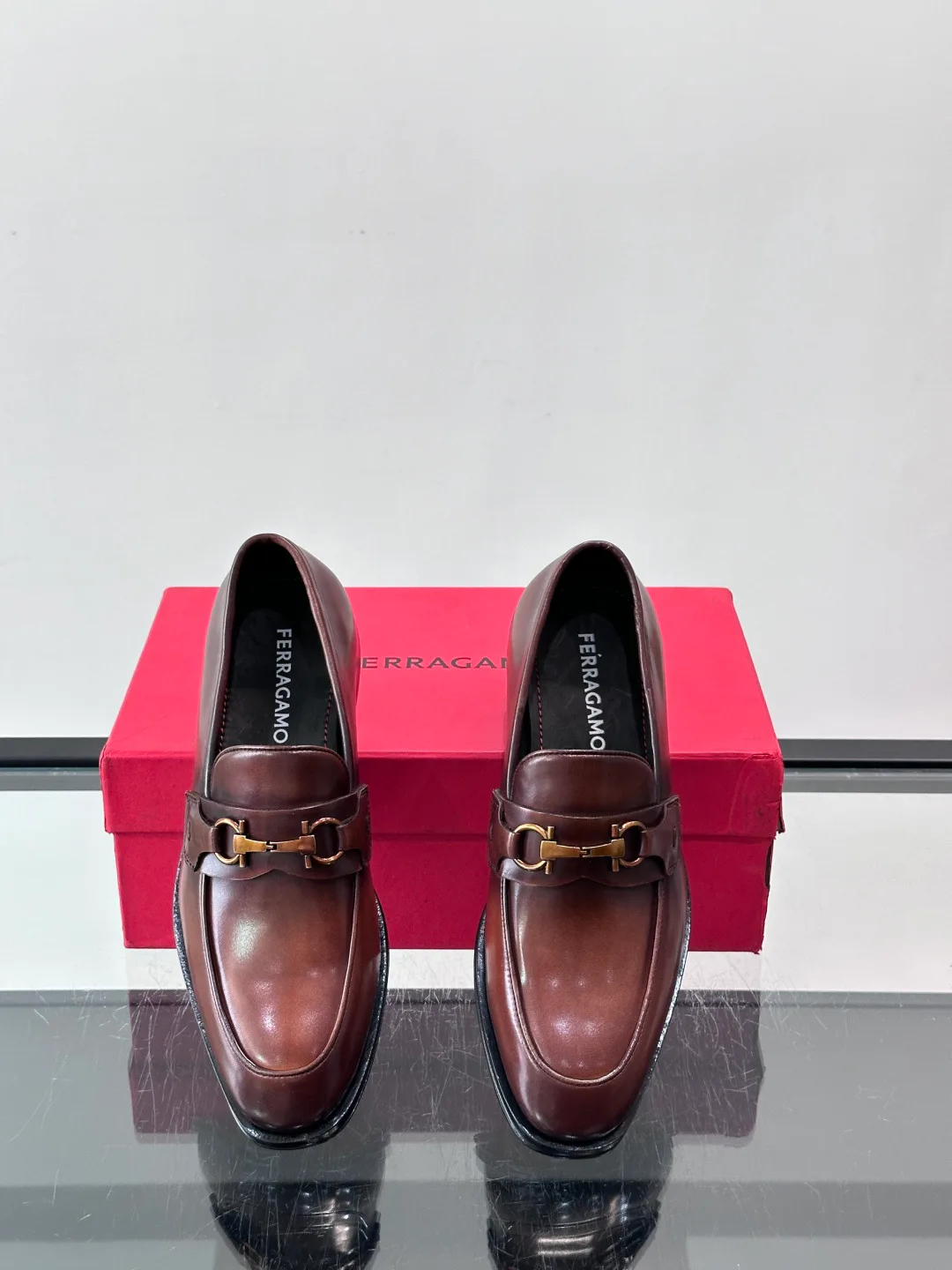 Men's Loafers And Dress Shoes SALVATORE FERRAGAMO 17514641