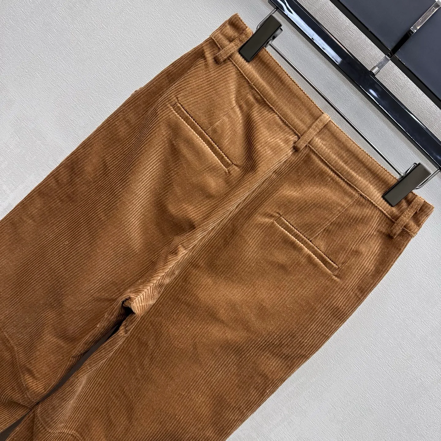 Women's Trousers CHANEL 18279114