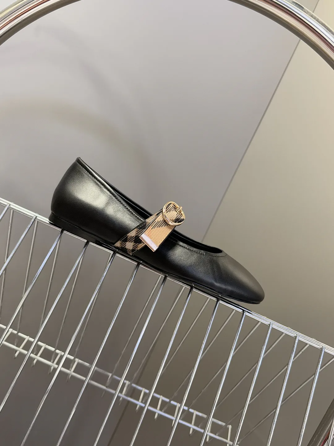 Women's Heels BURBERRY 16891954