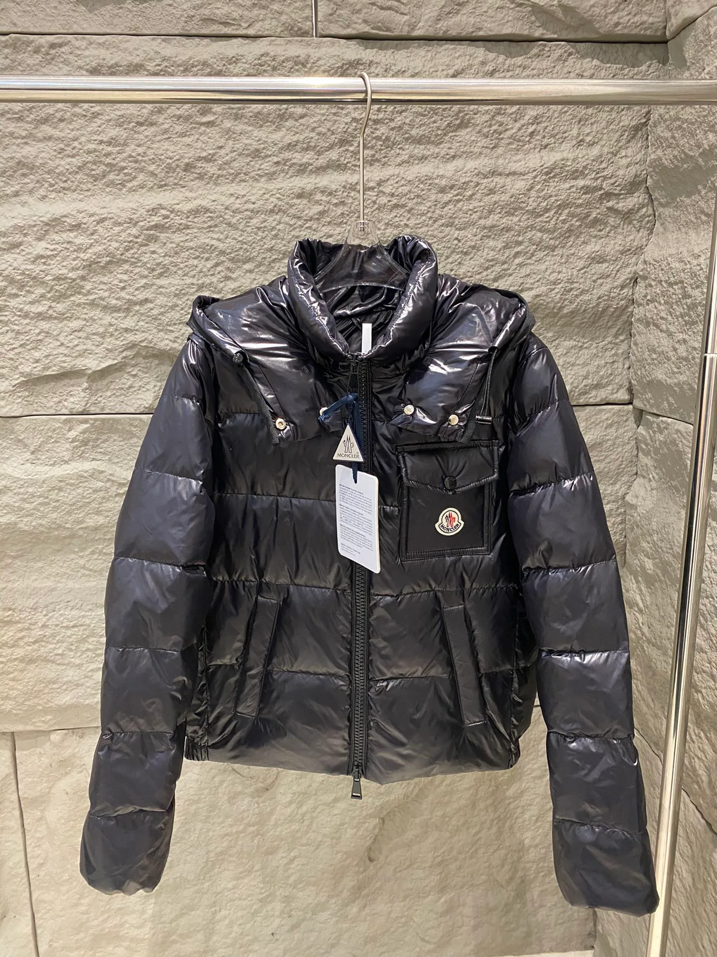 Women's Jackets And Down Jackets MONCLER 17951523