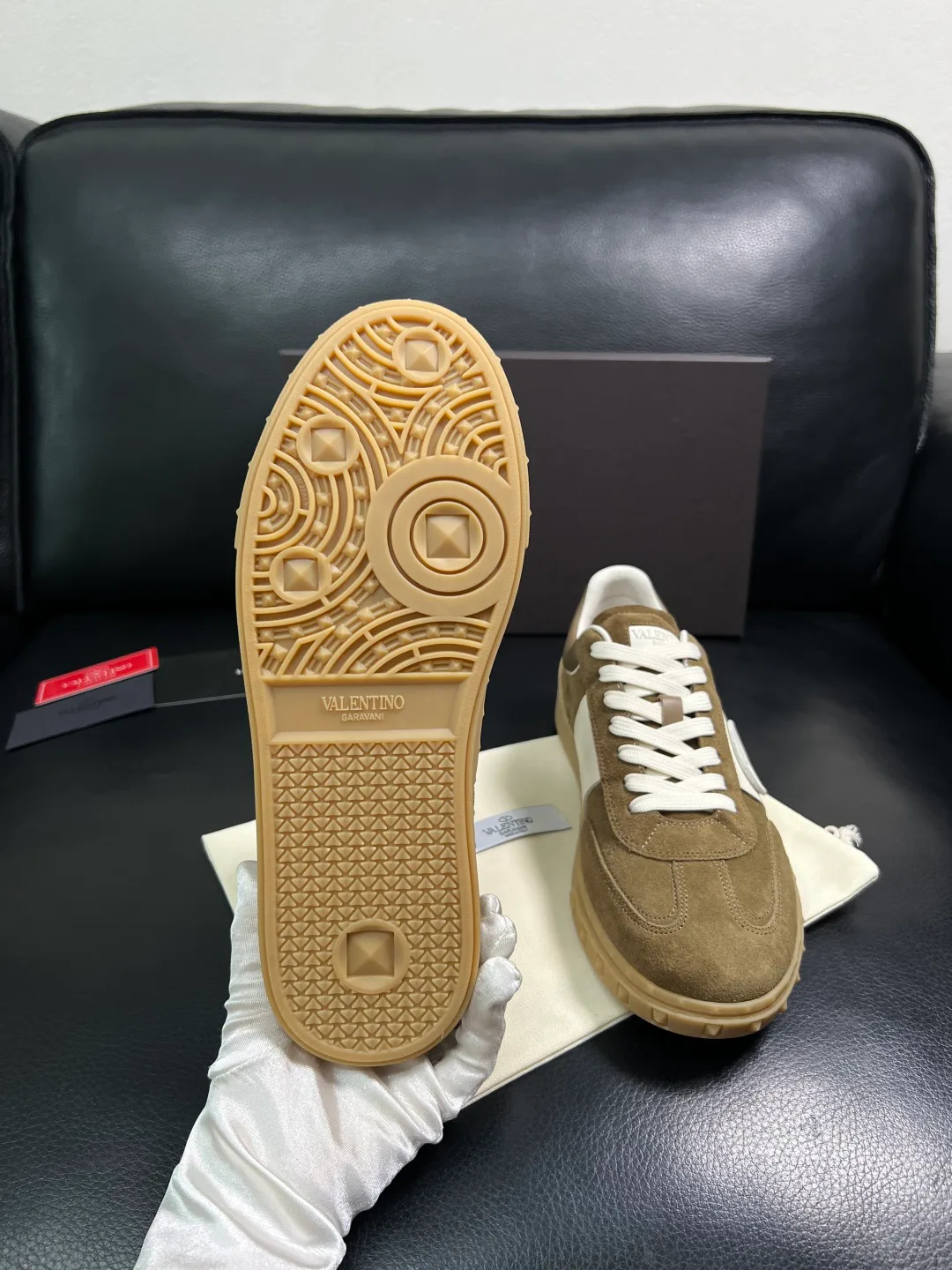 Women's Sneakers VALENTINO 17093909
