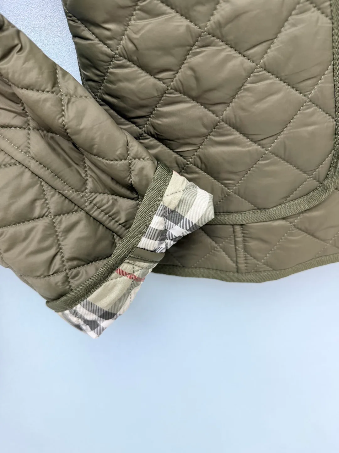 Women's Jackets And Down Jackets BURBERRY 18512944