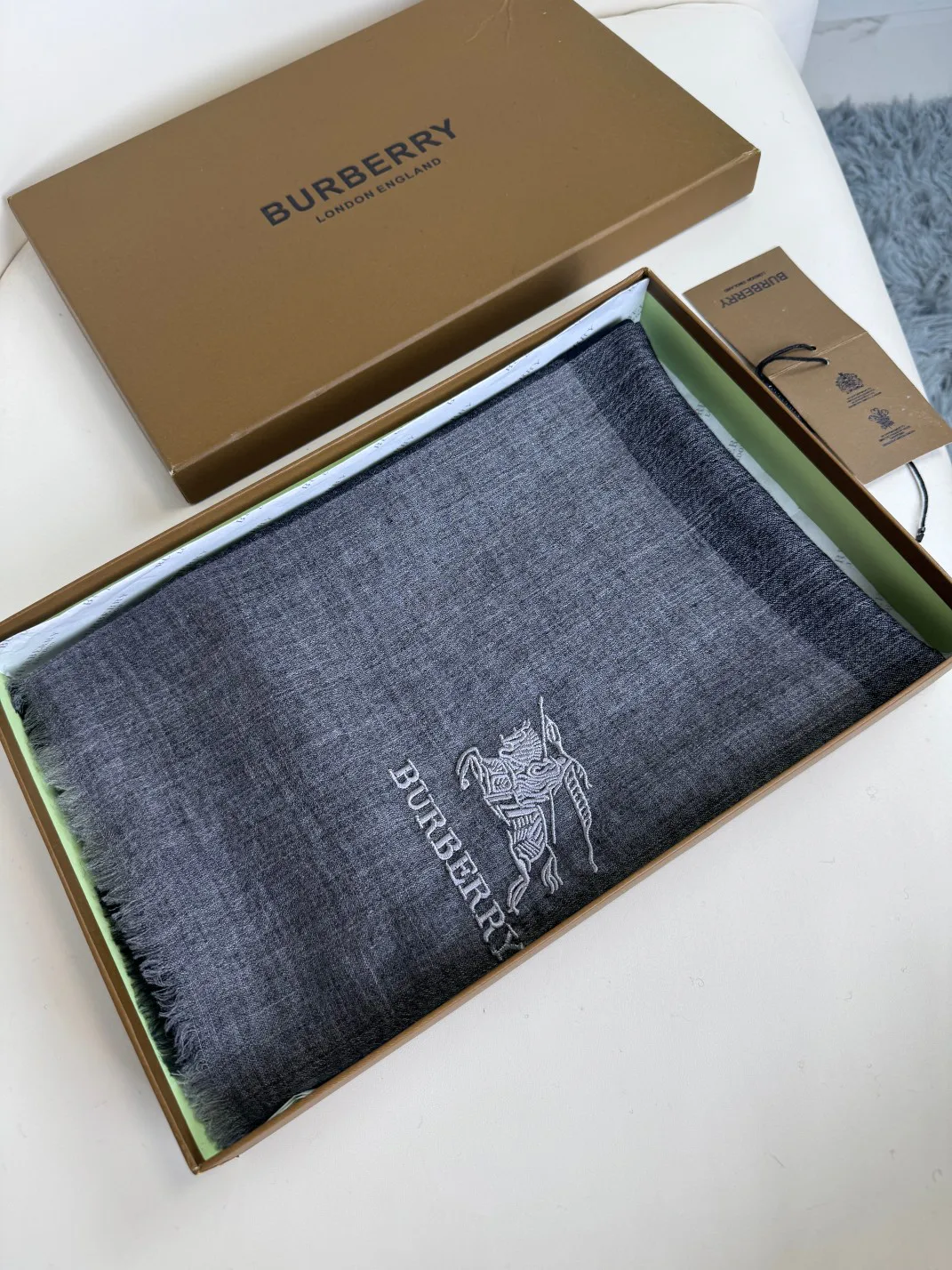Scarves BURBERRY 18501119