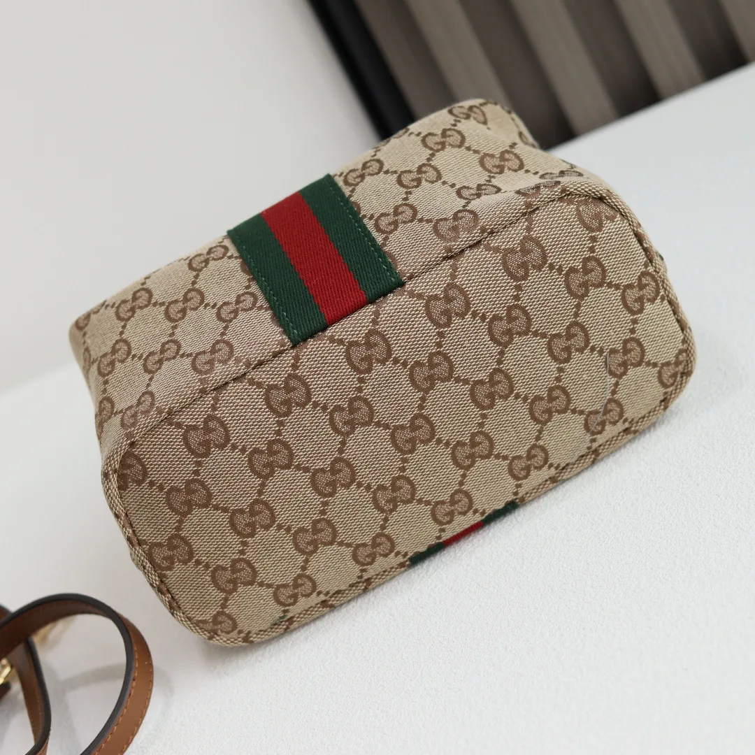 Women's Classic Handbags GUCCI 17947487
