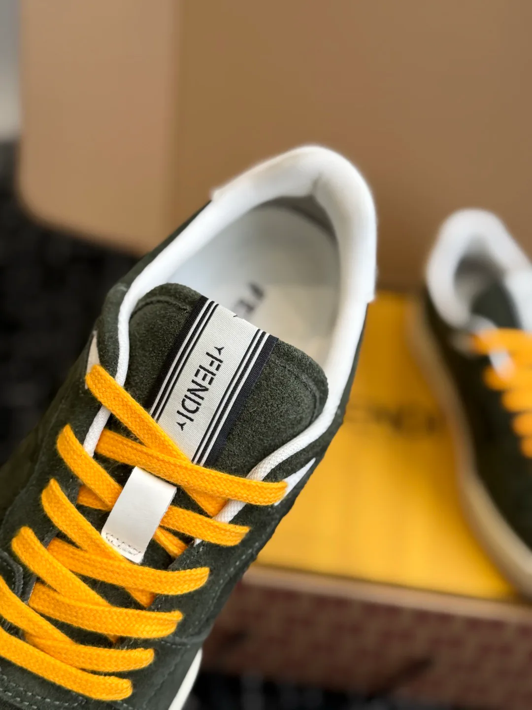 Women's Sneakers FENDI 18309249