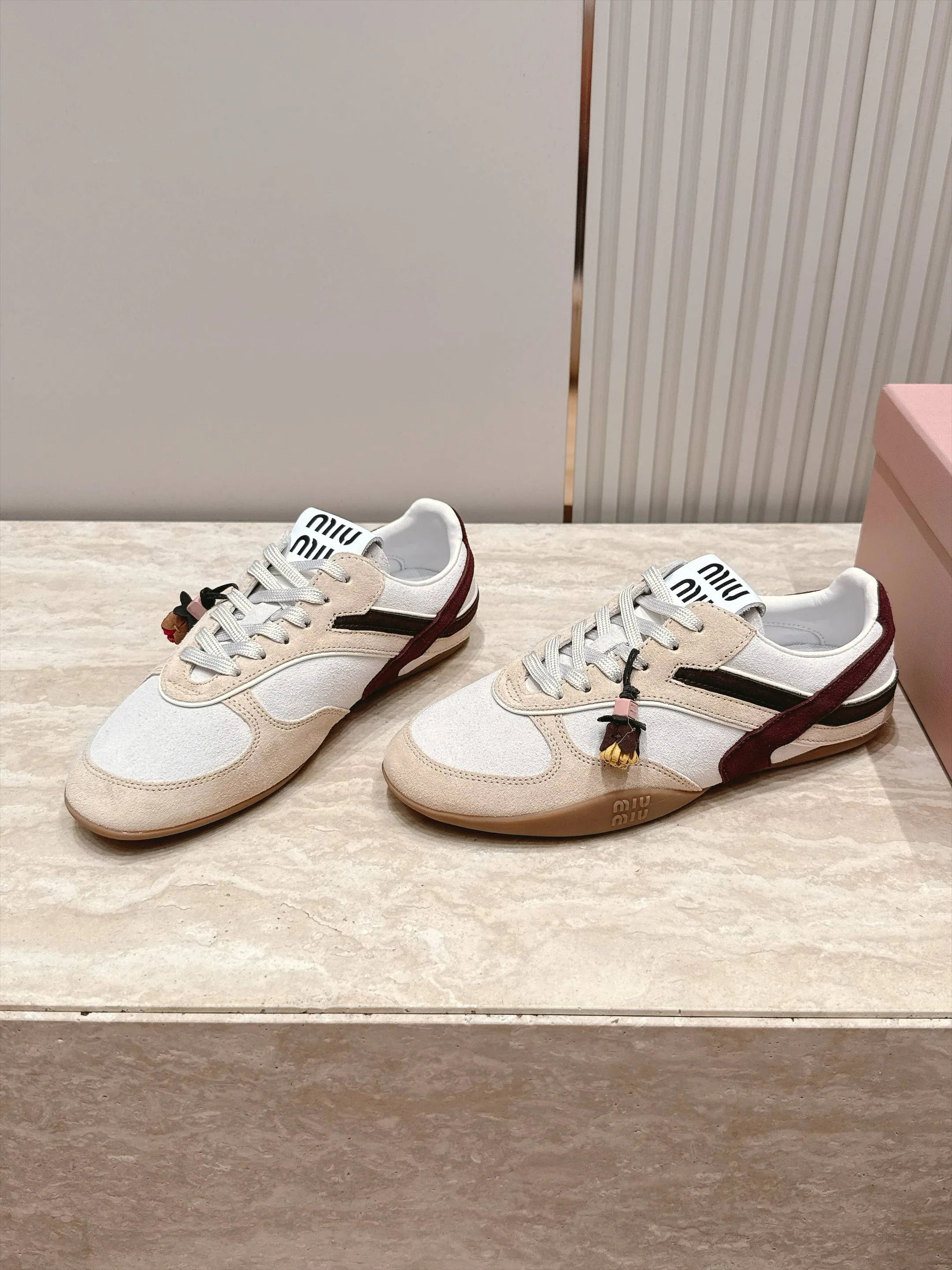 Women's Sneakers MIU MIU 18436561