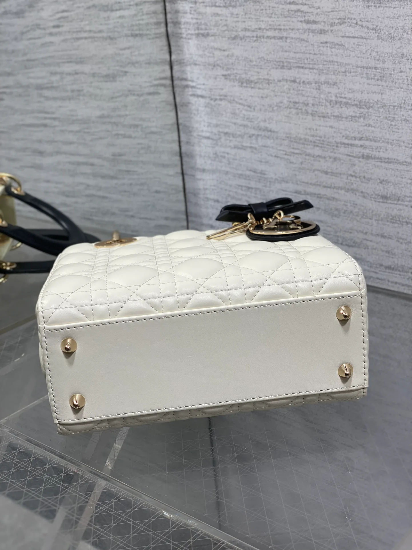 Women's Classic Handbags CHRISTIAN DIOR 18392926