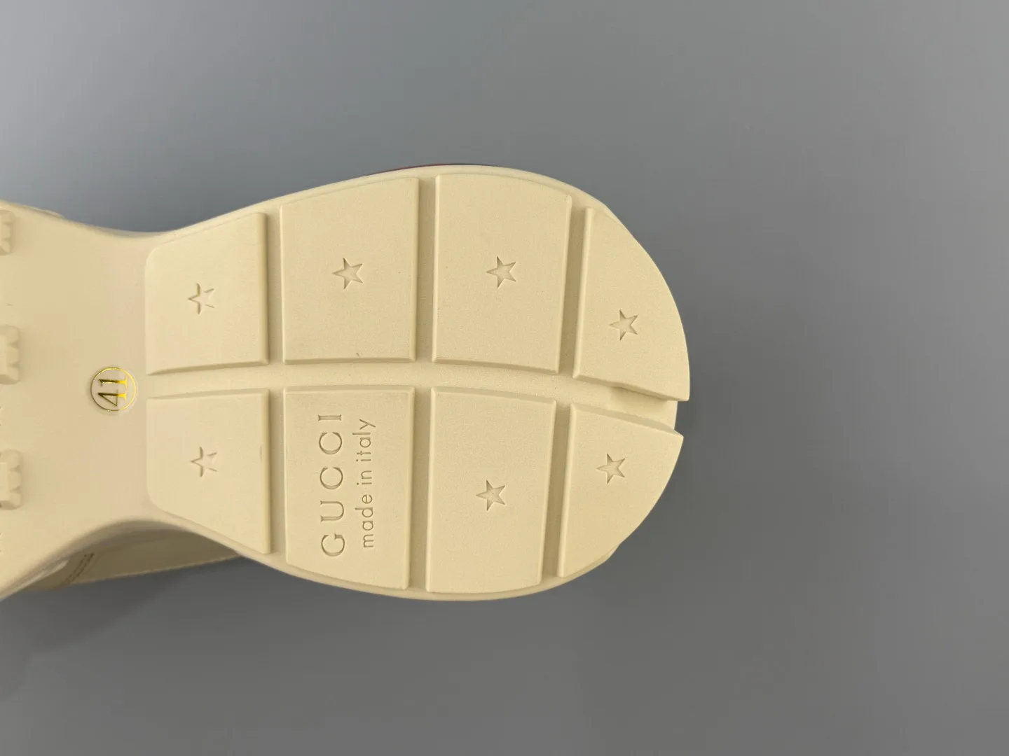Women's Sneakers GUCCI 18552253