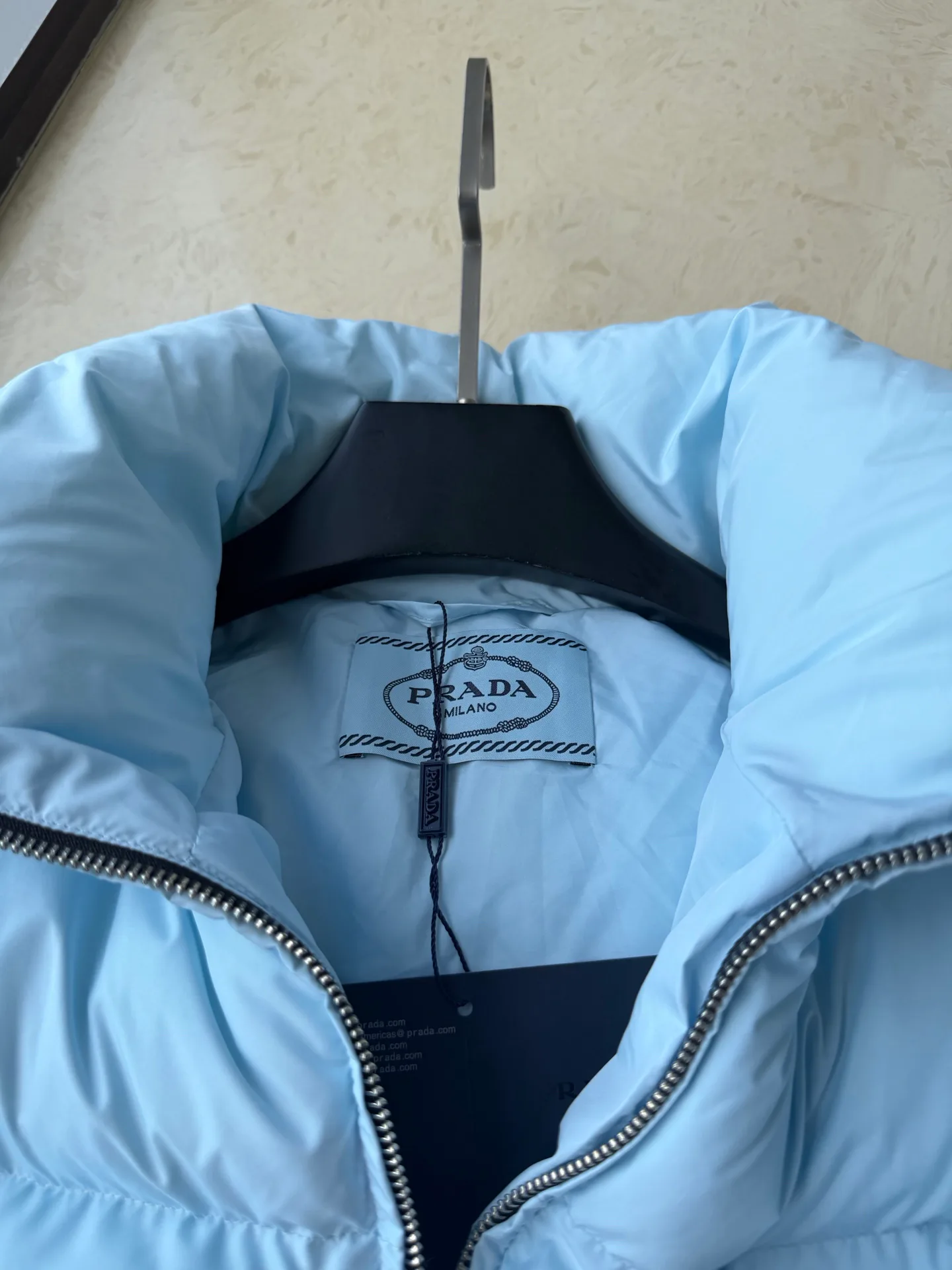 Women's Jackets And Down Jackets PRADA 18156825