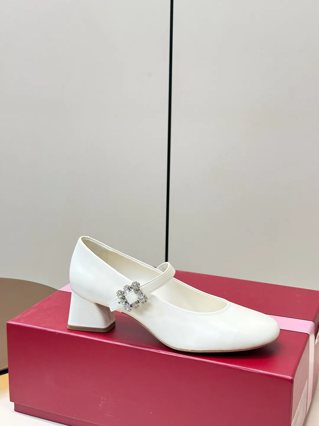 Women's Heels ROGER VIVIER 18397611