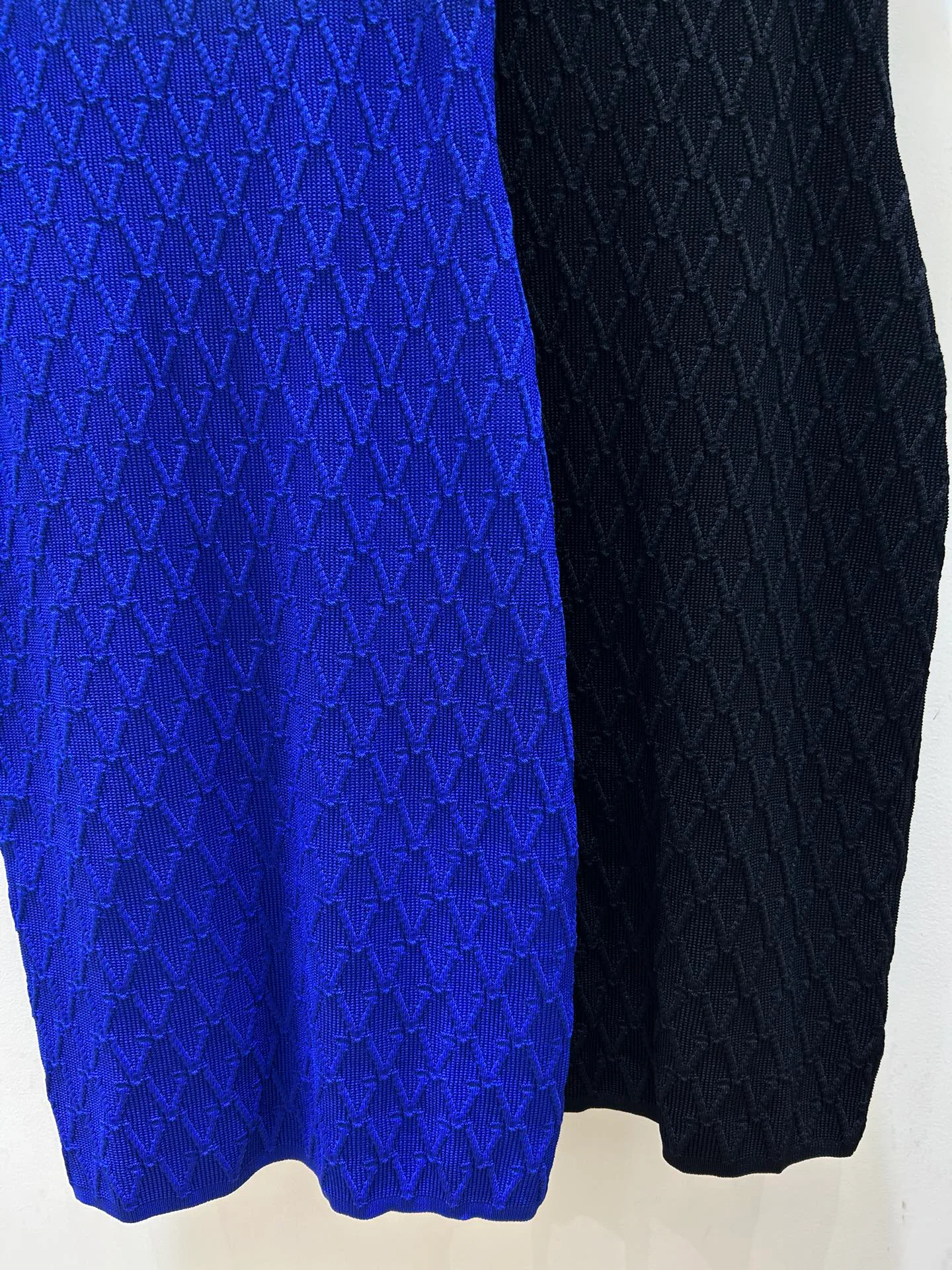 Women's Dresses VERSACE 18097104