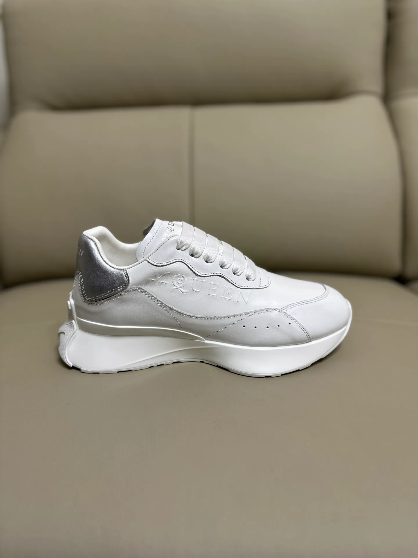 Кроссовки Женские Alexander Mcqueen 18616800