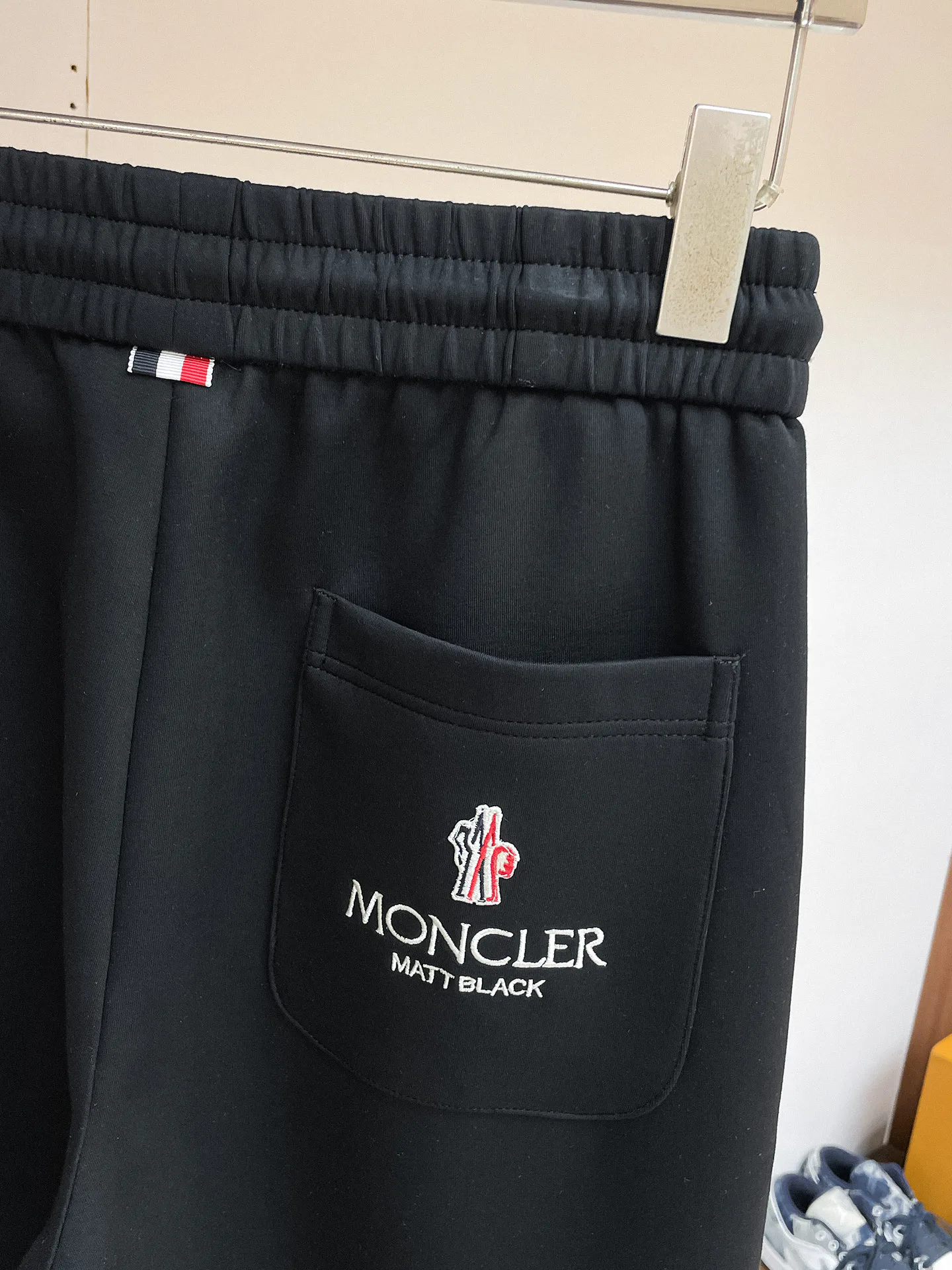 Men's Trousers MONCLER 18499621