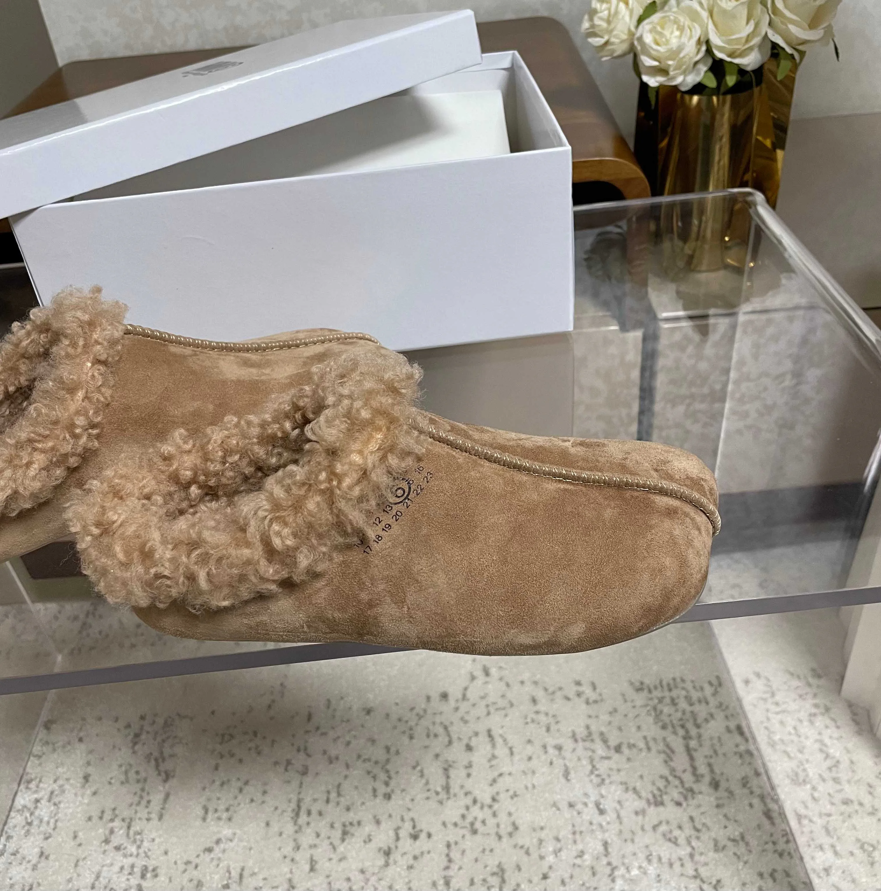 Women's Mules And Clogs MAISON MARGIELA 18054603