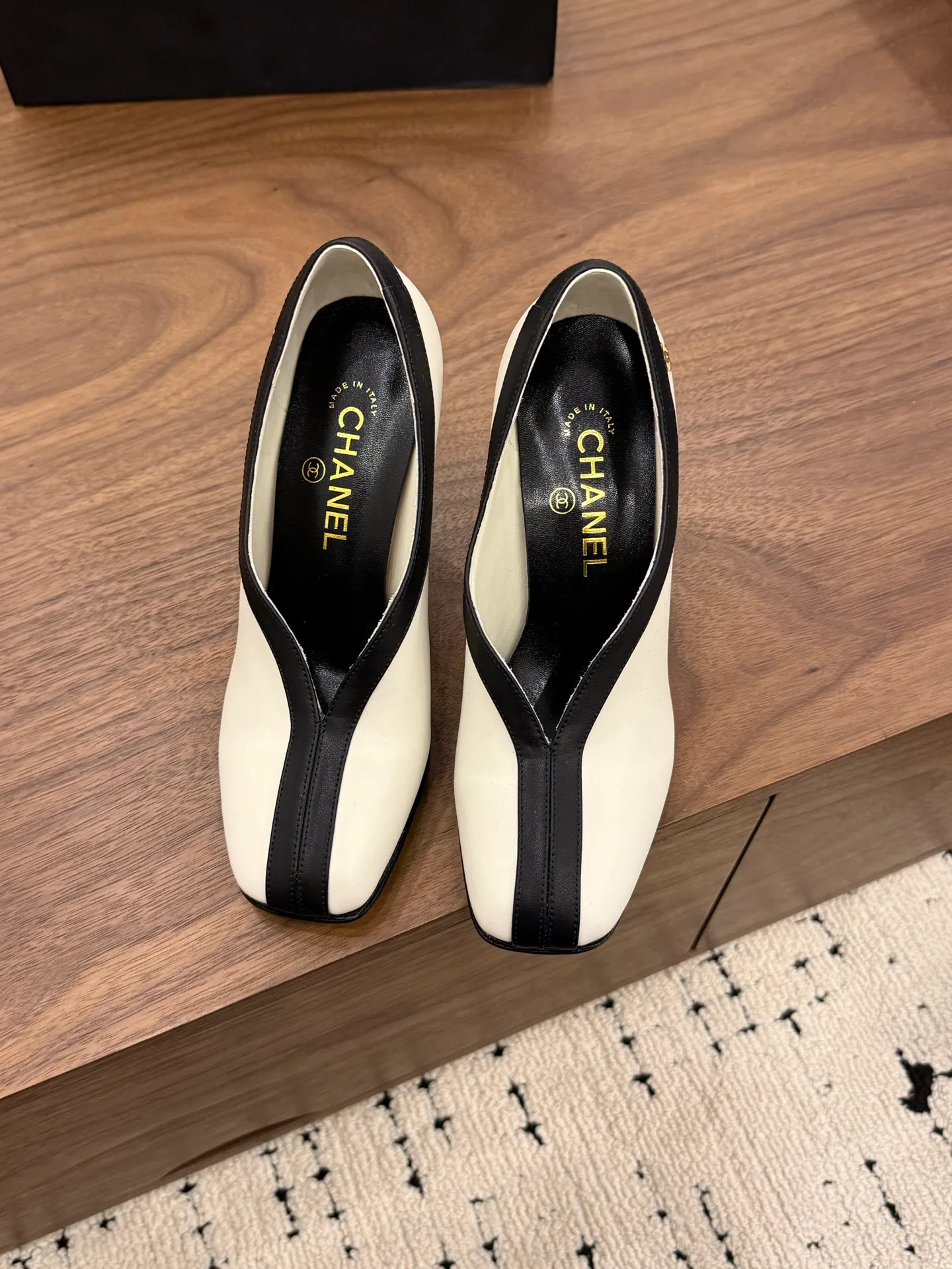 Women's Heels CHANEL 18275684
