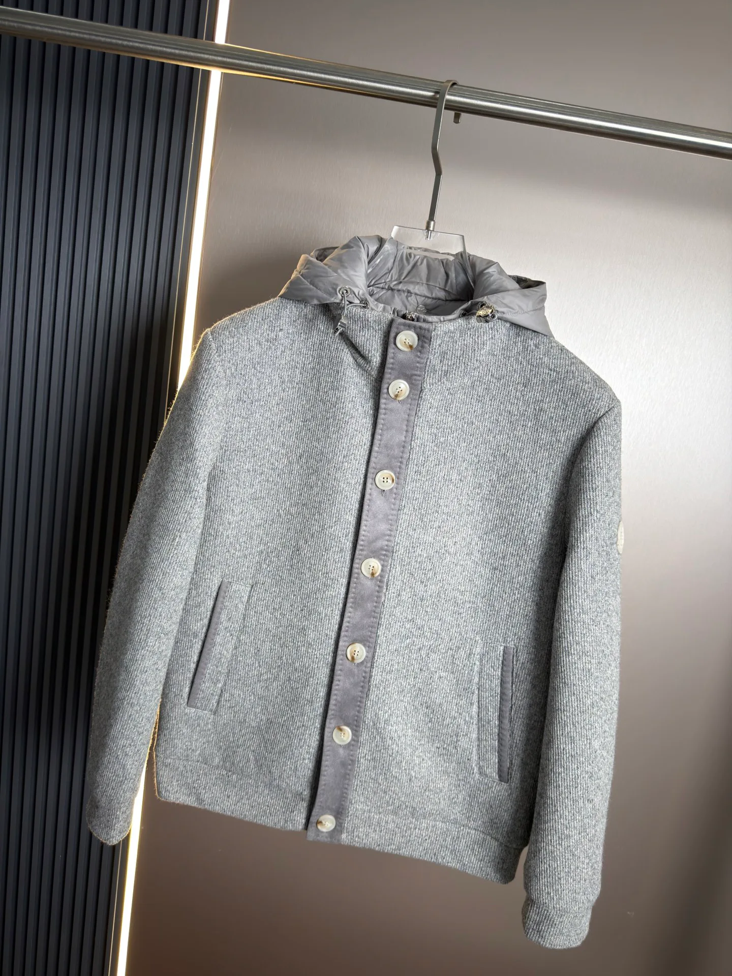 Men's Jackets And Down Jackets MONCLER 18216845