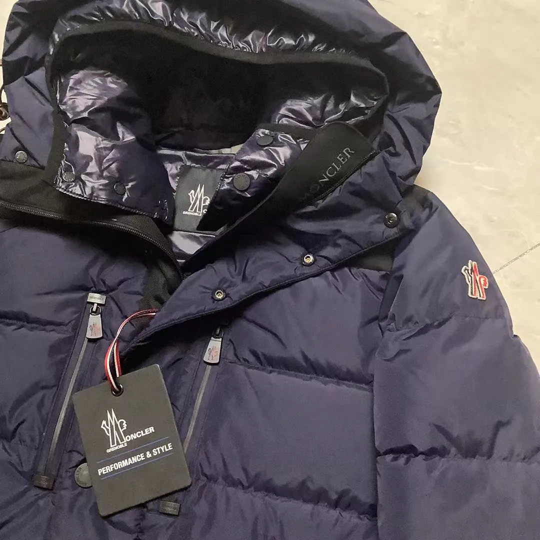 Men's Jackets And Down Jackets MONCLER 18111480