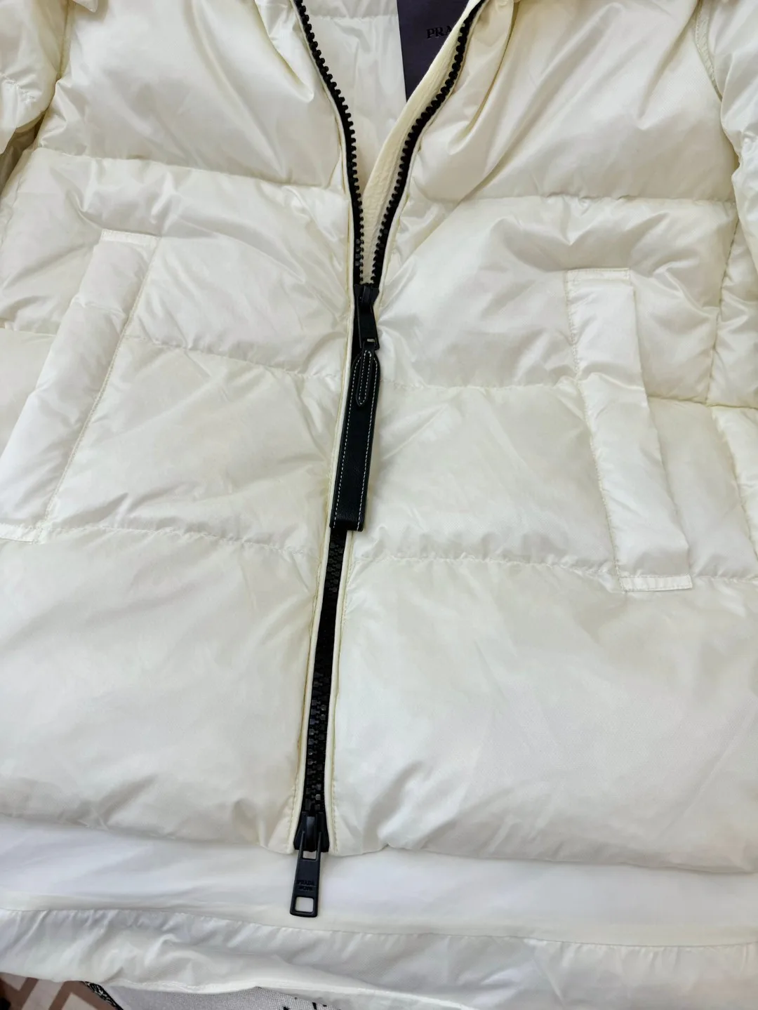 Women's Jackets And Down Jackets PRADA 17910124