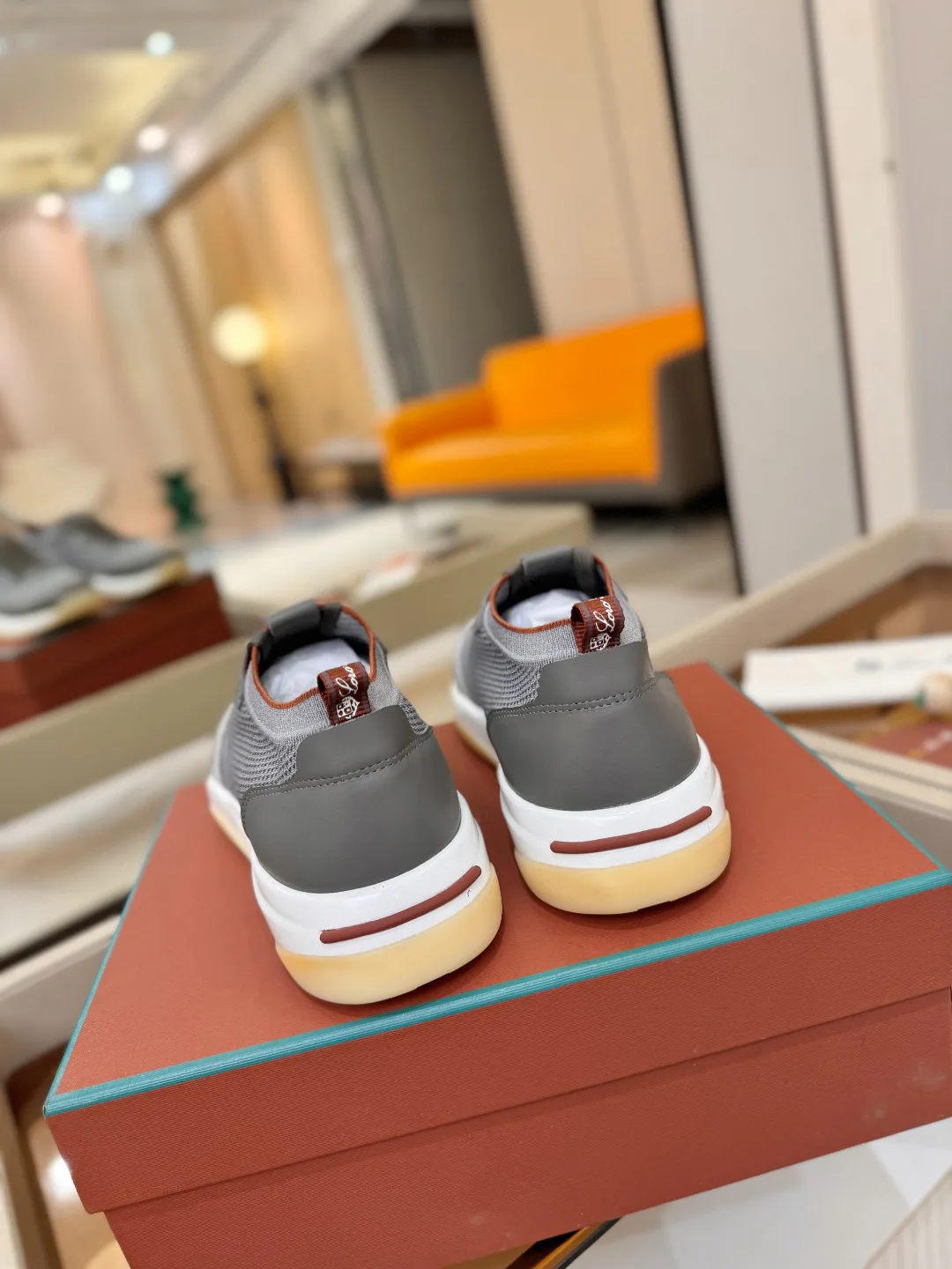 Men's Sneakers LORO PIANA 18039623