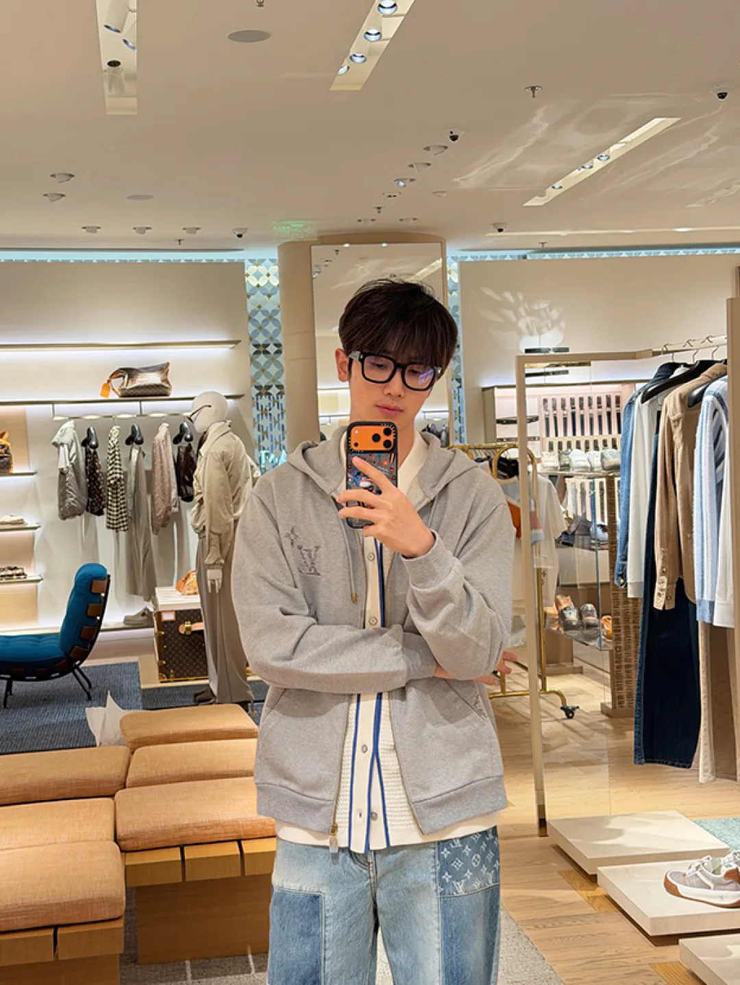 Men's Sweatshirts And Hoodies LOUIS VUITTON 16949388