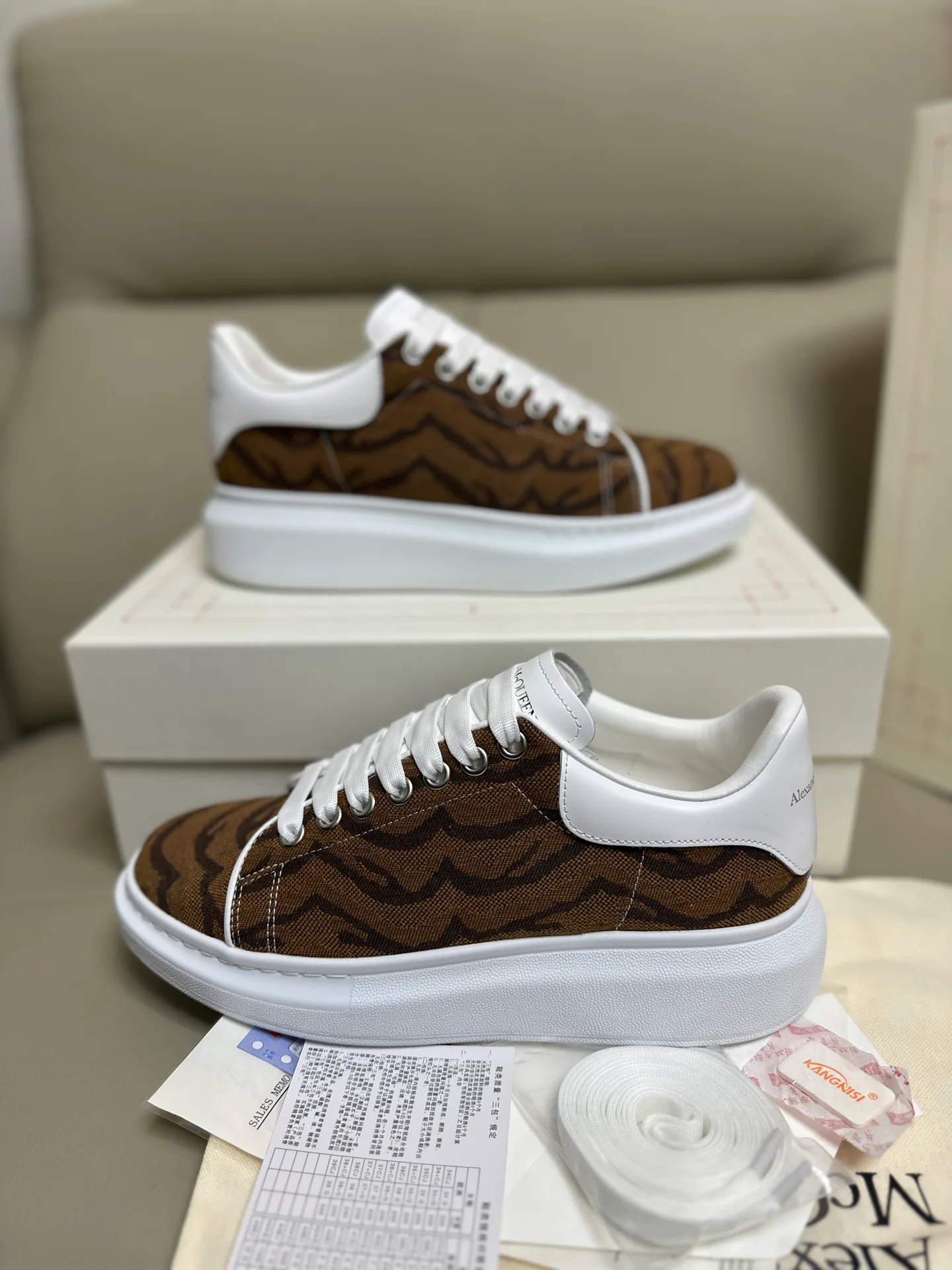 Кроссовки Женские Alexander Mcqueen 18616763