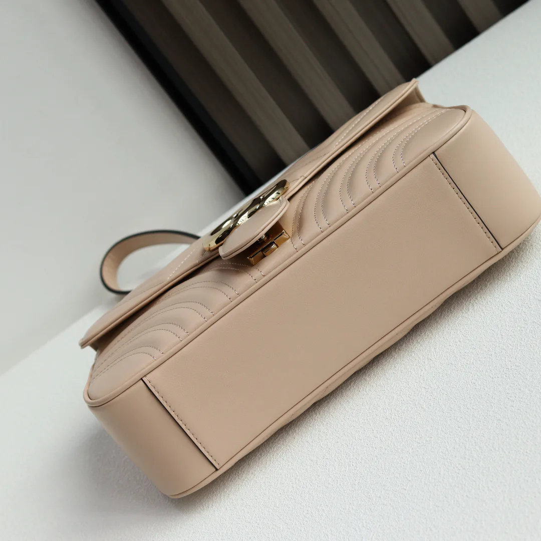 Women's Classic Handbags GUCCI 17948019