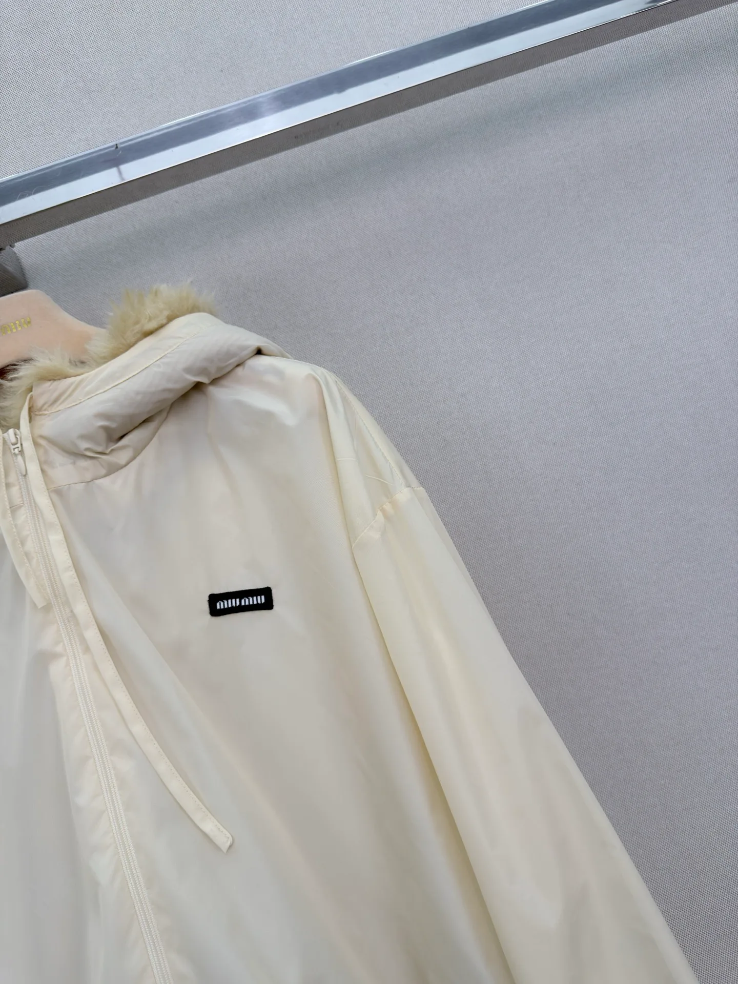 Women's Jackets And Down Jackets MIU MIU 18108324