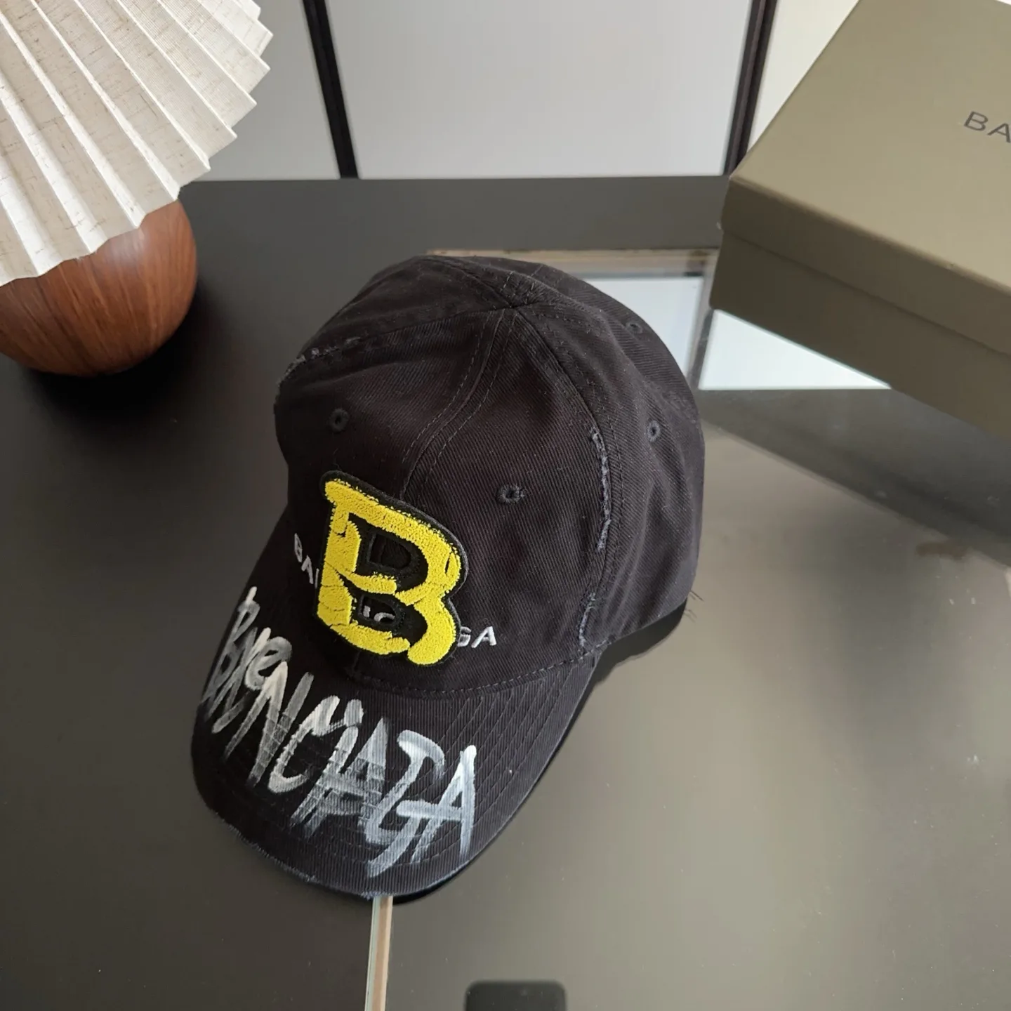 Hats BALENCIAGA 17646866