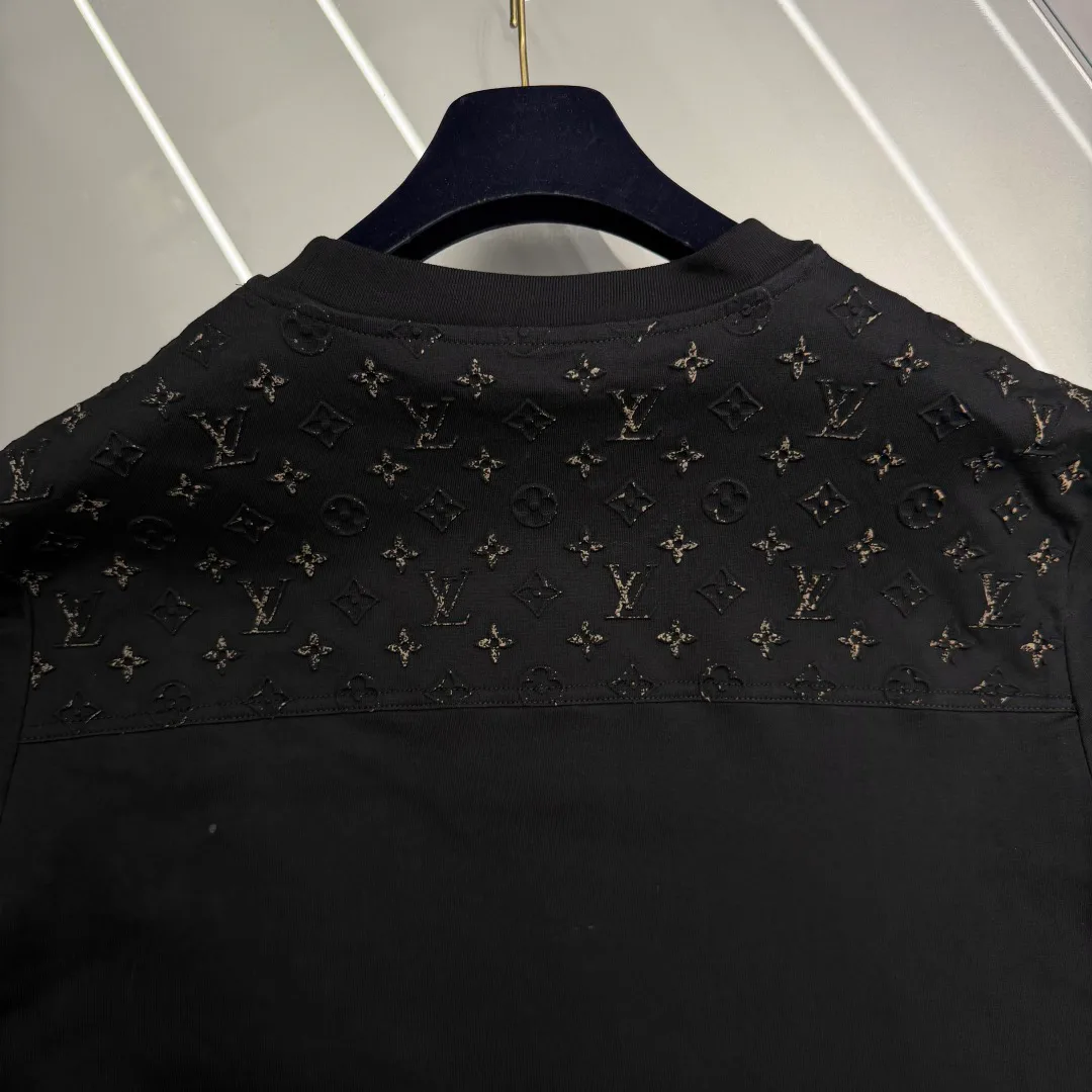 Men's T-Shirts LOUIS VUITTON 18380589
