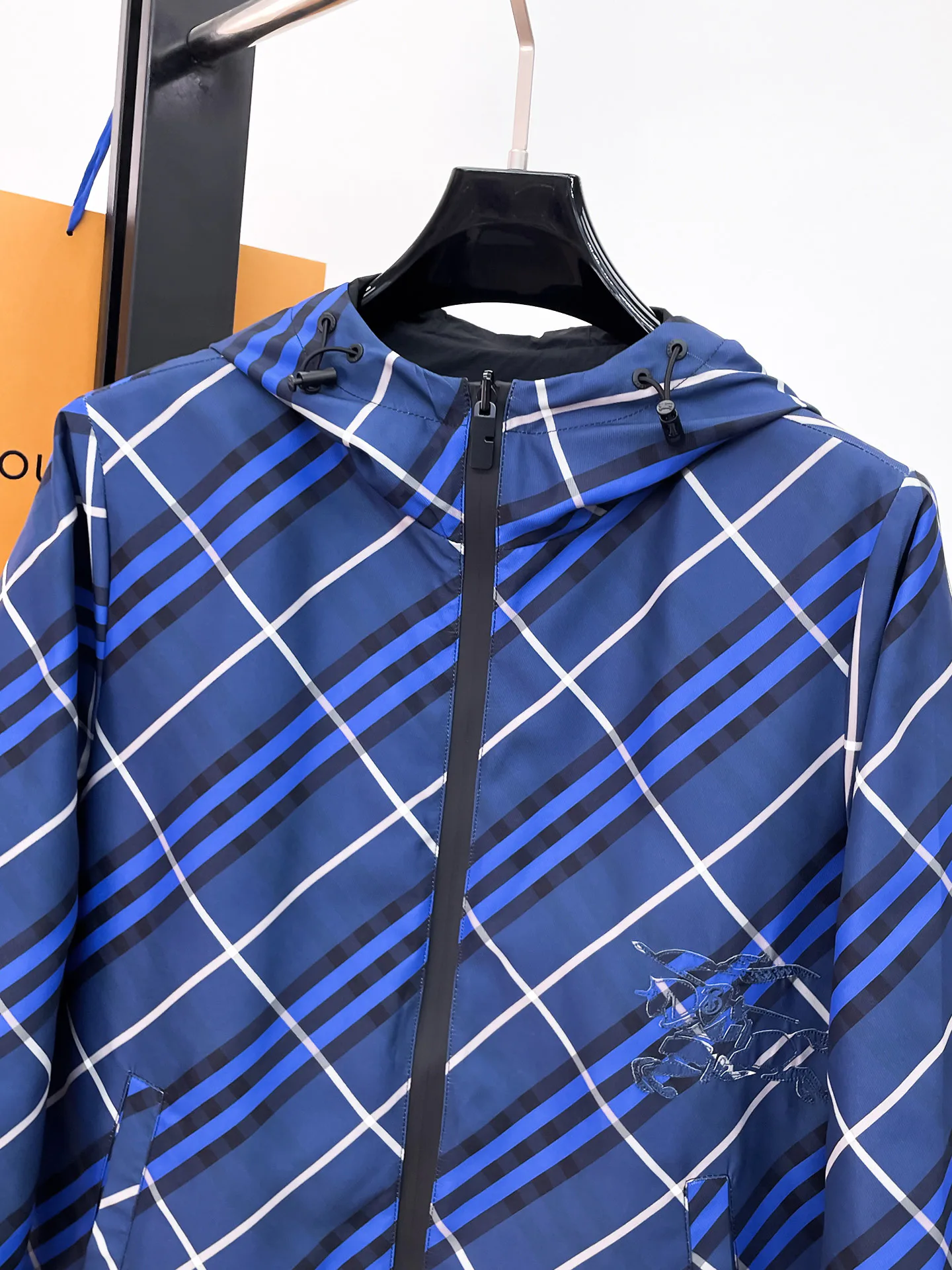 Men's Jackets And Down Jackets BURBERRY 17966729