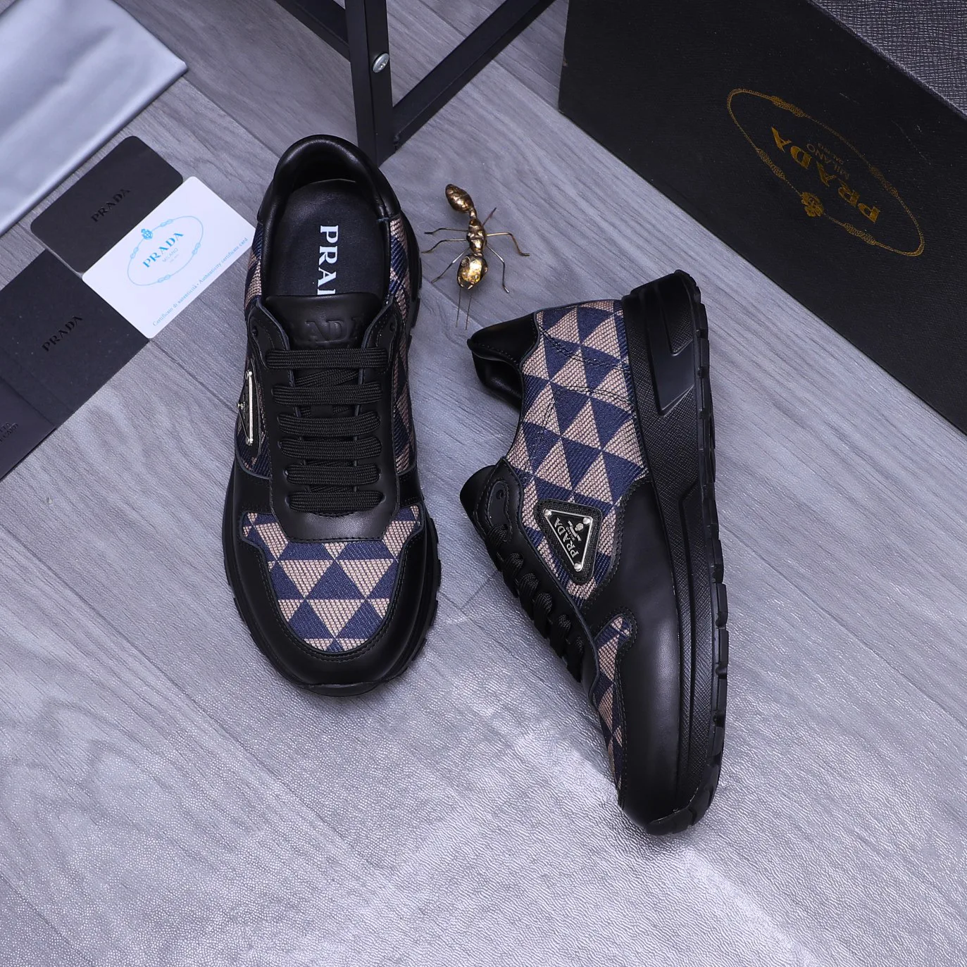 Women's Sneakers PRADA 17429864