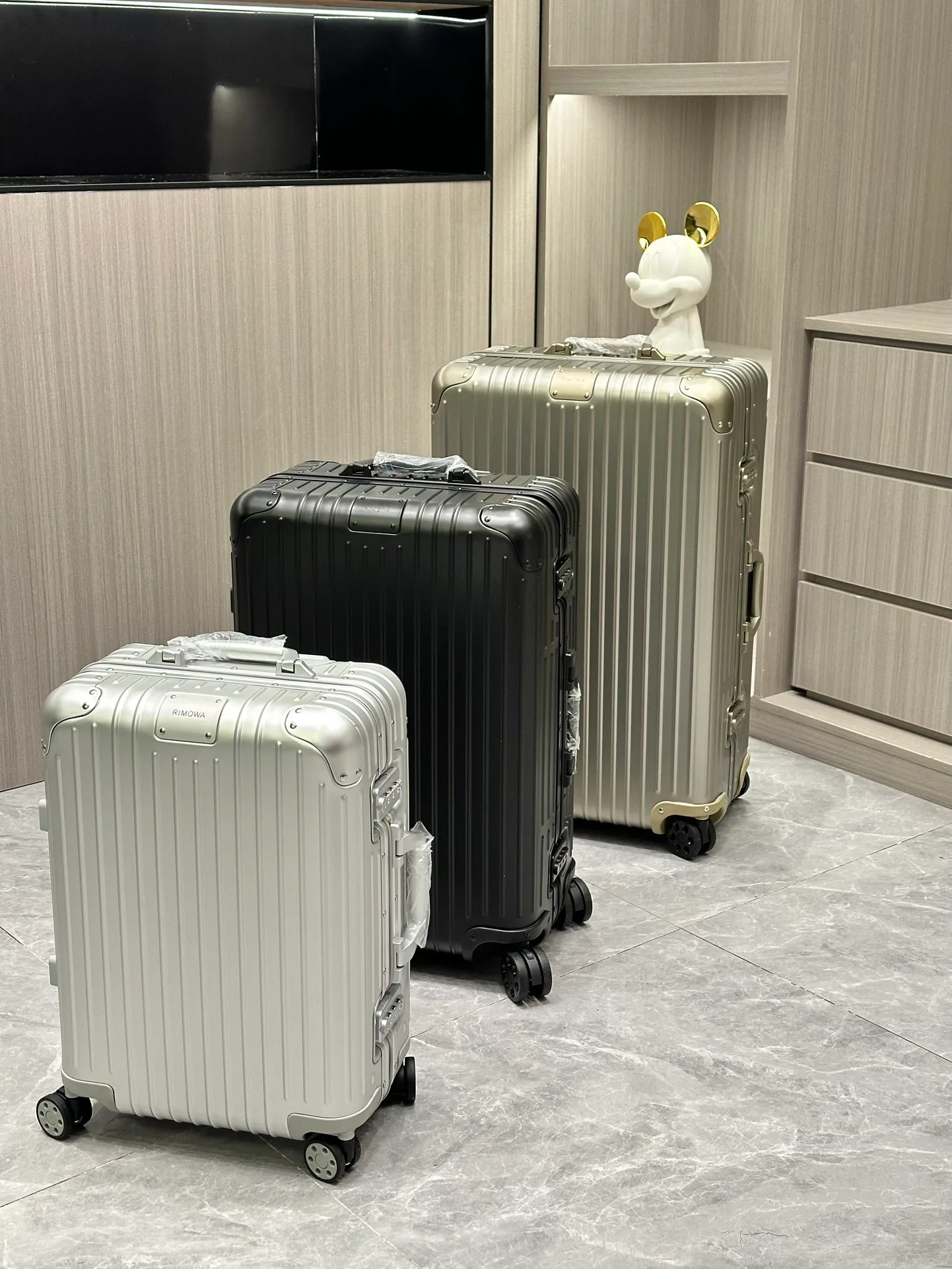 Suitcases RIMOWA 17365970