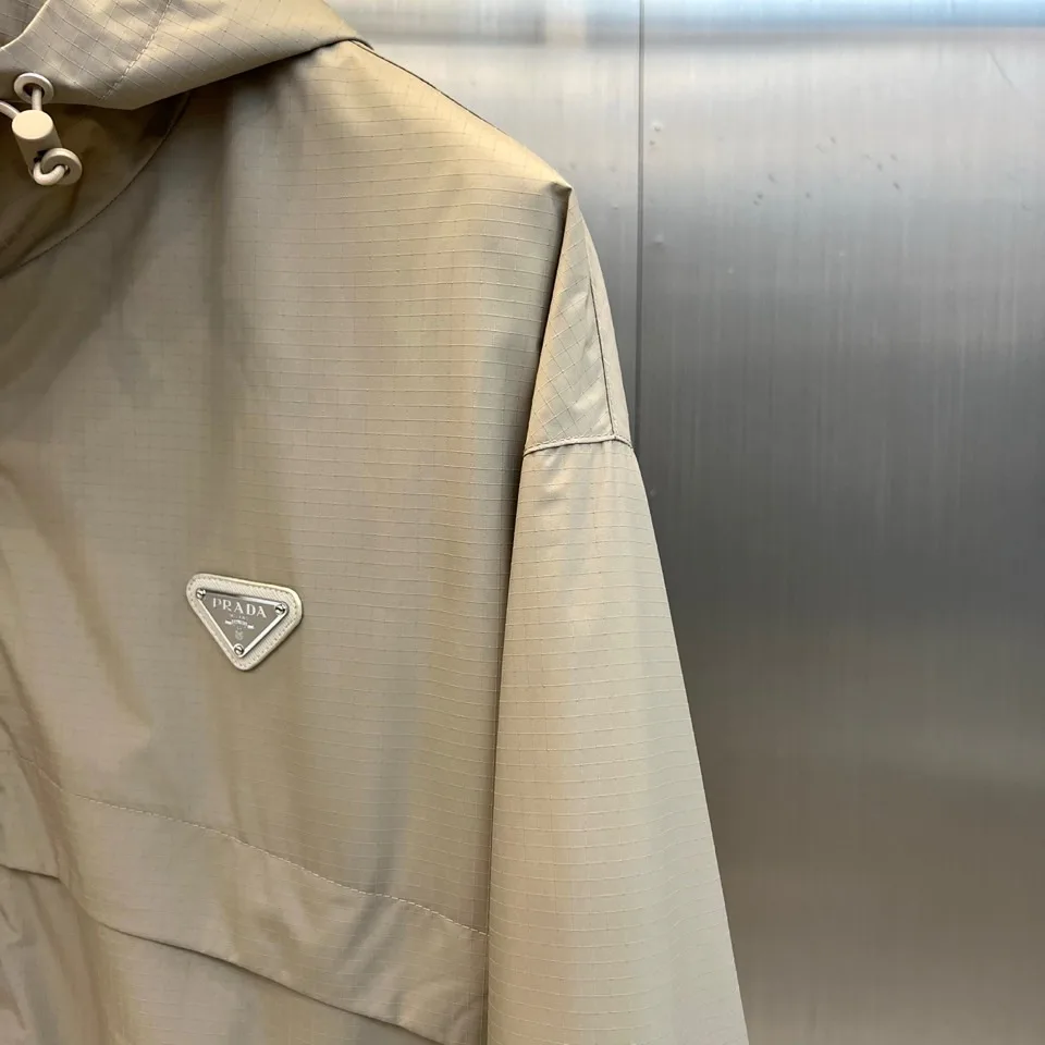 Men's Jackets And Down Jackets PRADA 18416763