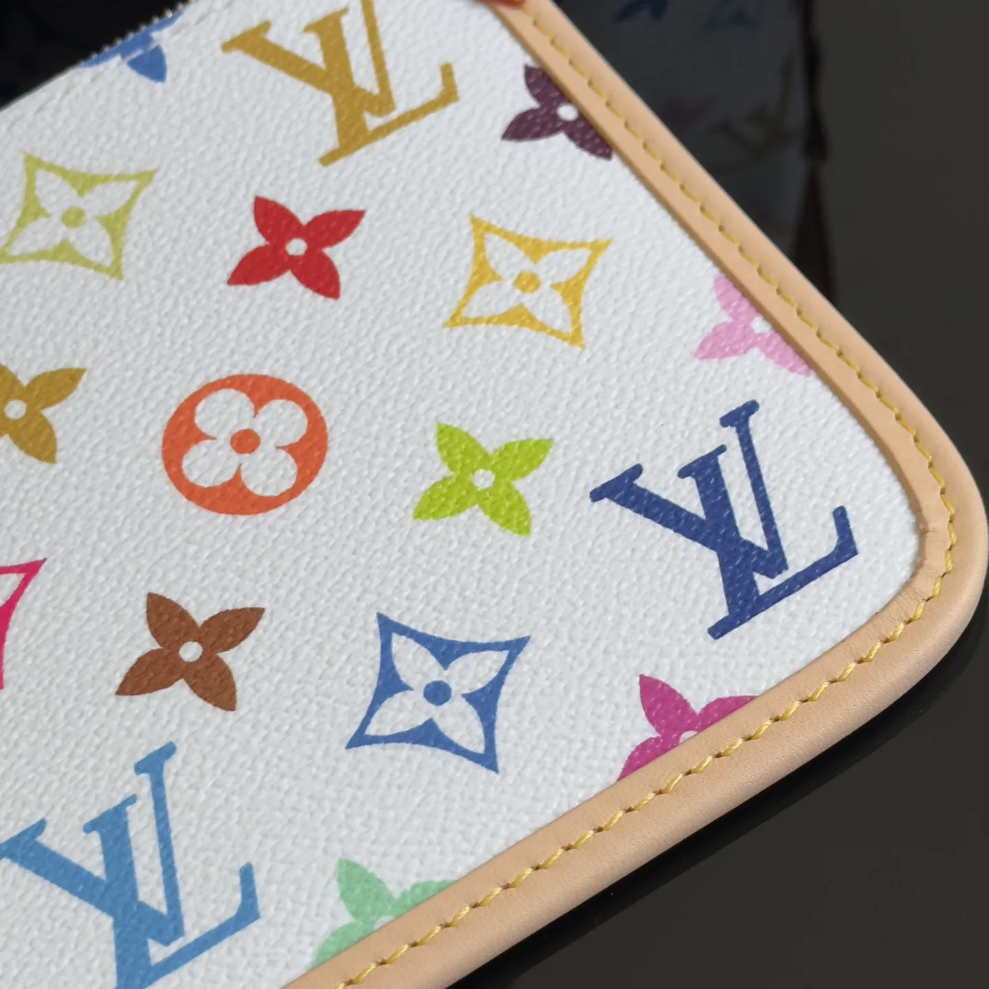 Women's Classic Handbags LOUIS VUITTON 18376456